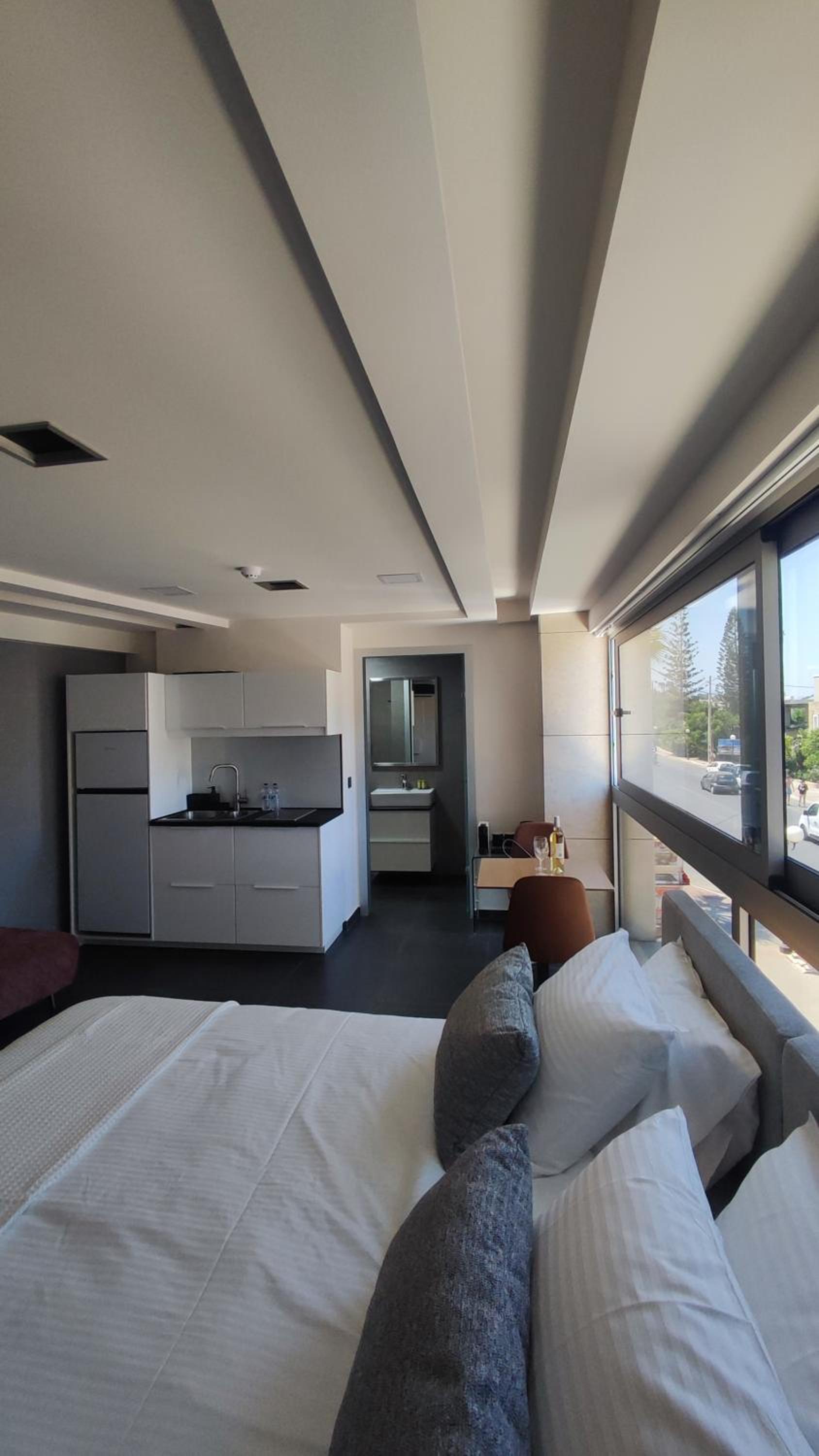 Summertime Signature Suites