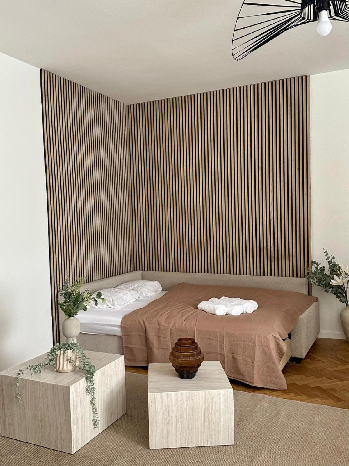 Designer Apartment Near Main Station