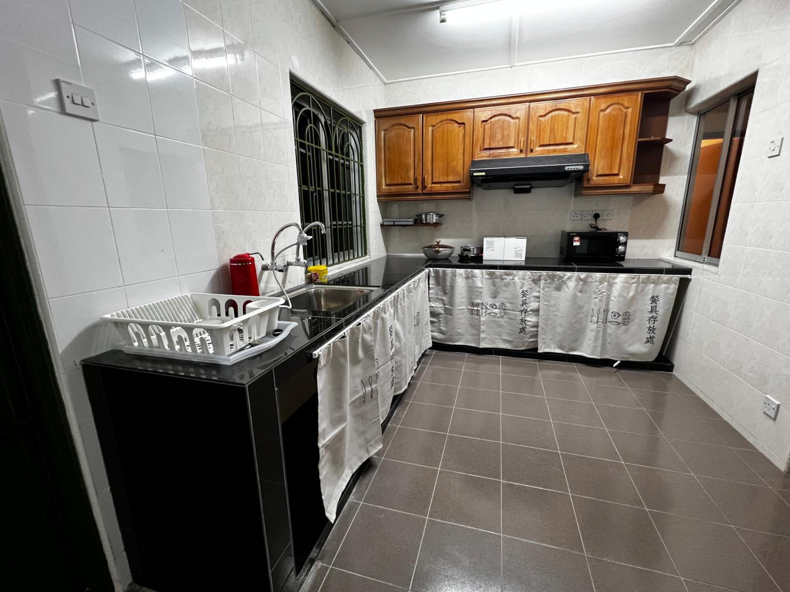 Kajang Mewah Party Event Space Homestay By Wonderpoly