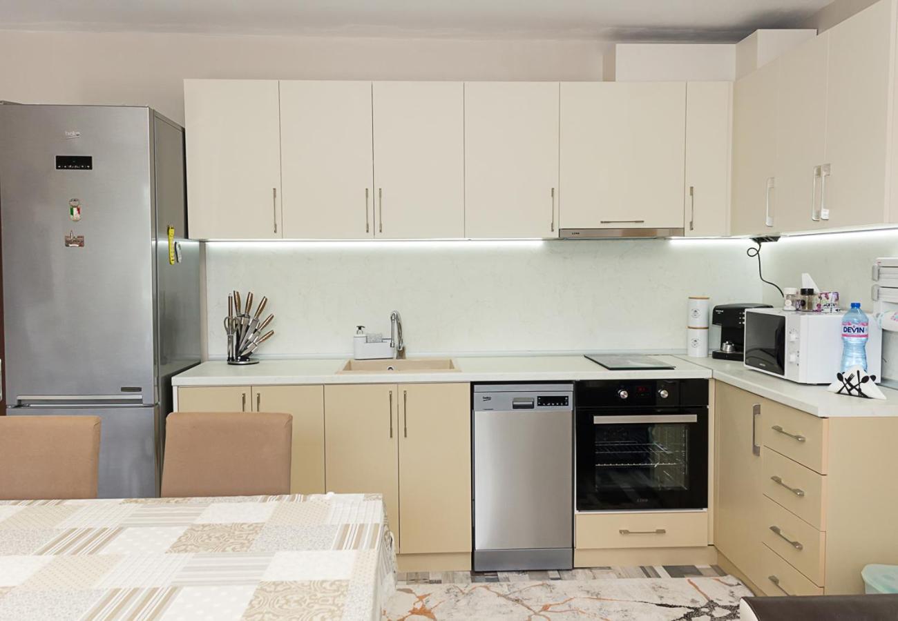 Golden Sands 1BD Apartment by Flat Mаnager