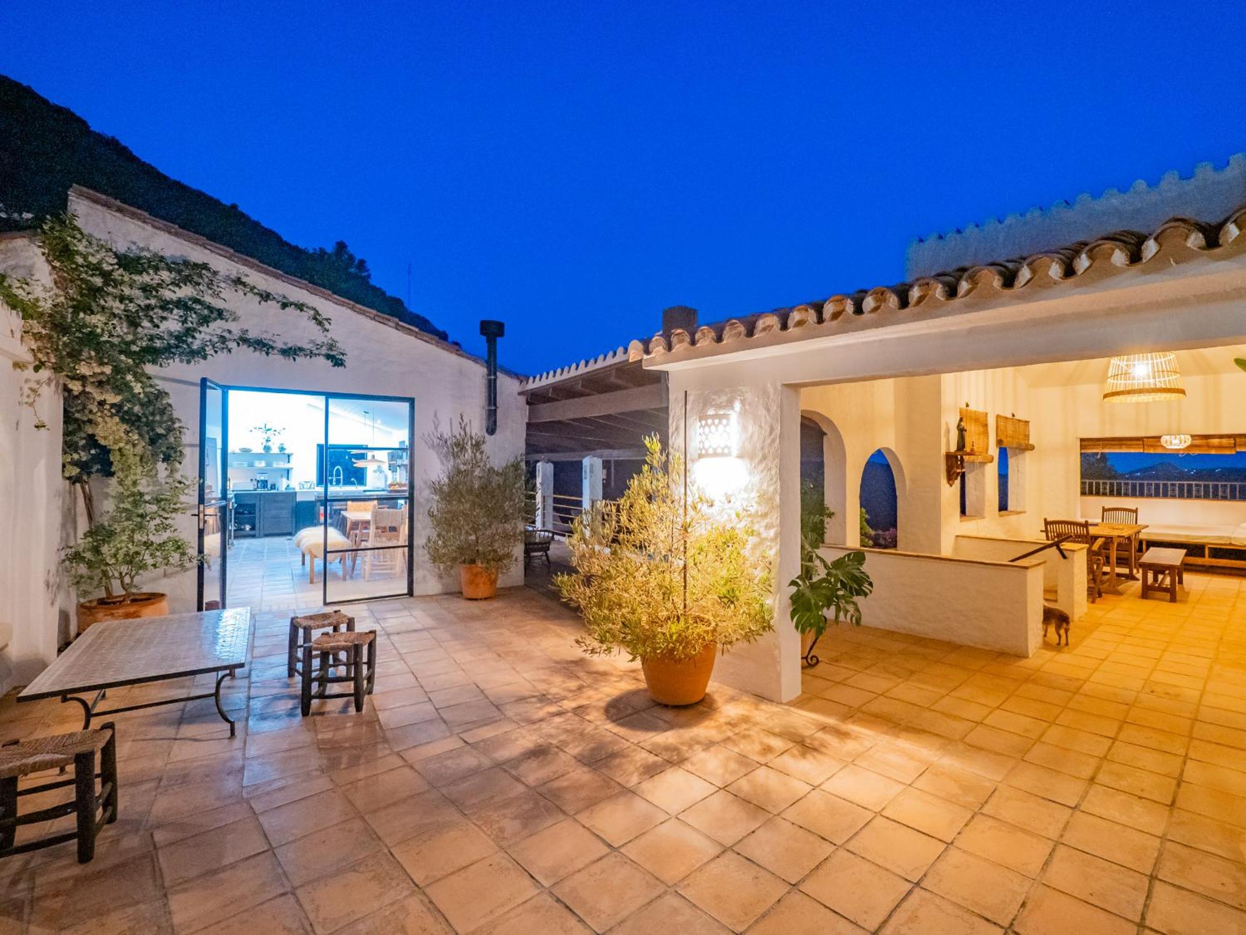 Cubo's Mountain View Casa Marling