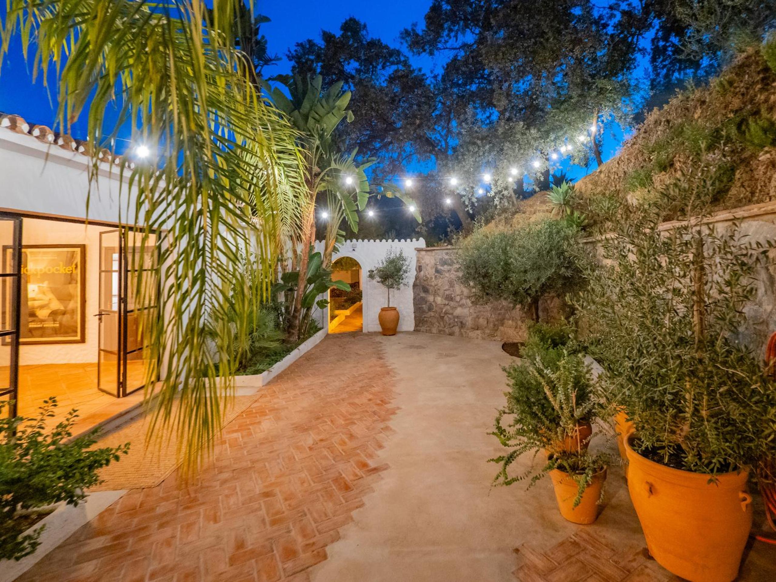 Cubo's Mountain View Casa Marling