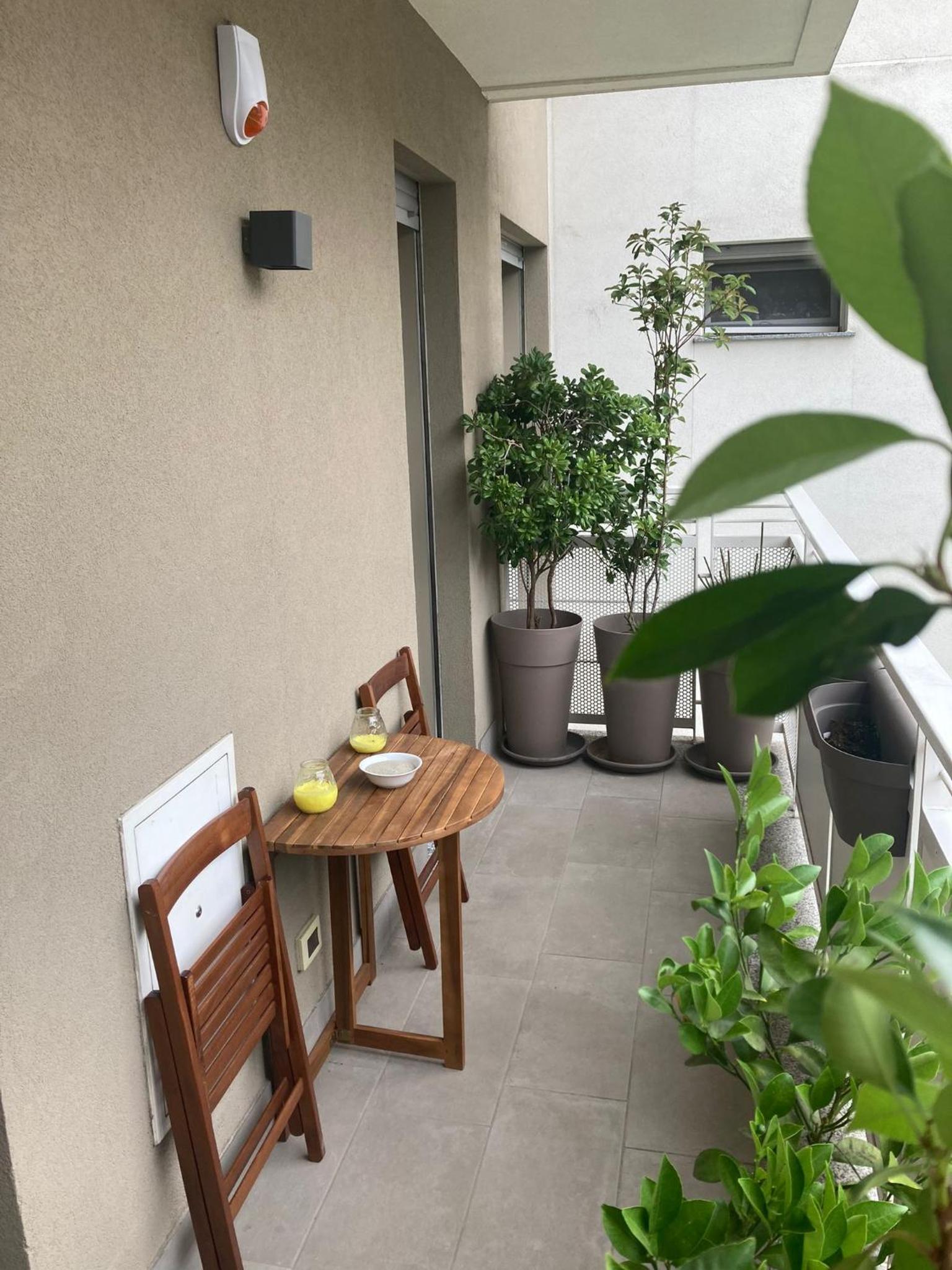 Bloom Apartment