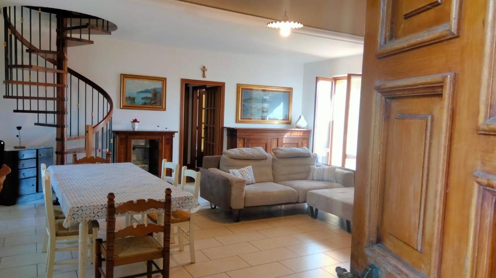 I Tre Lecci view 3