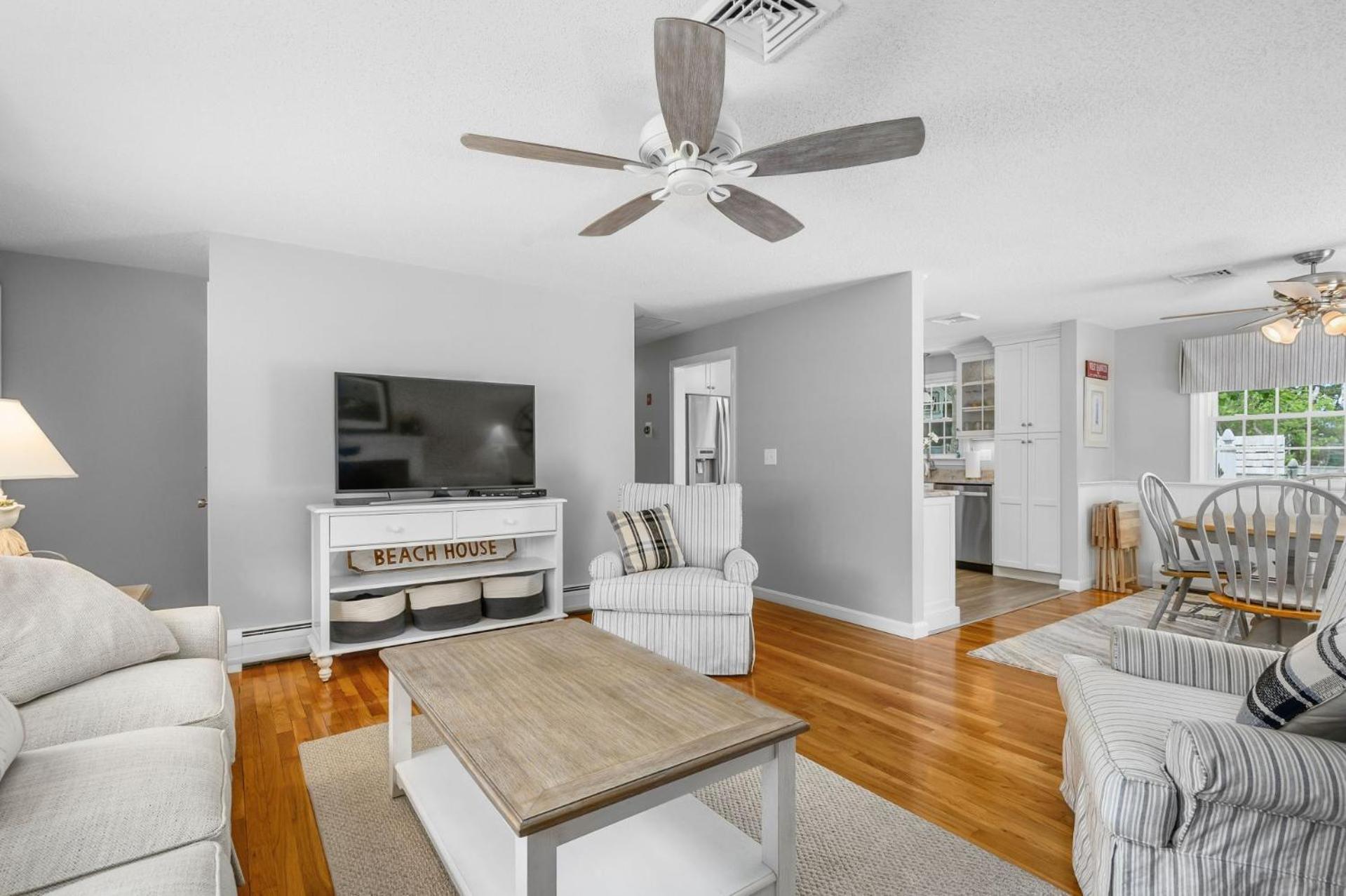 40 Willow Street West Harwich - Waves on Willow view 5