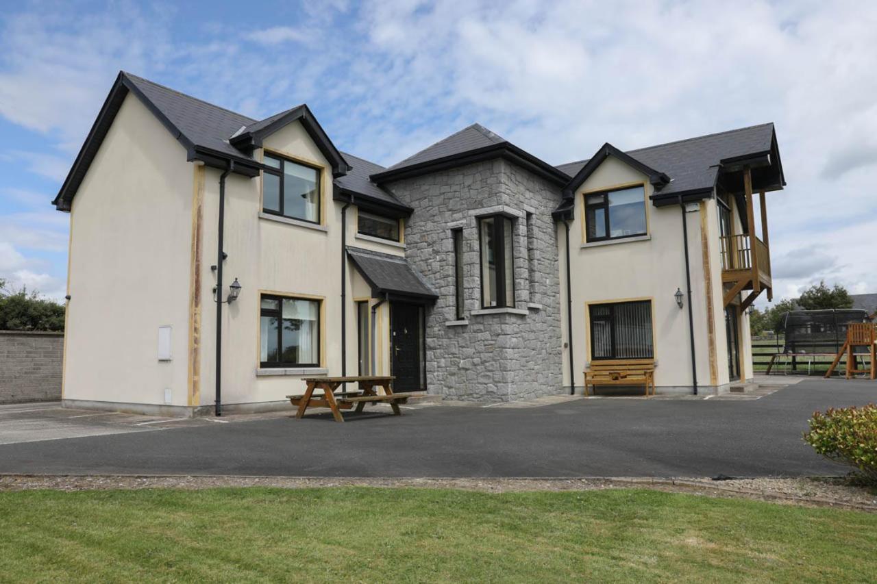 Narrow water house view 4