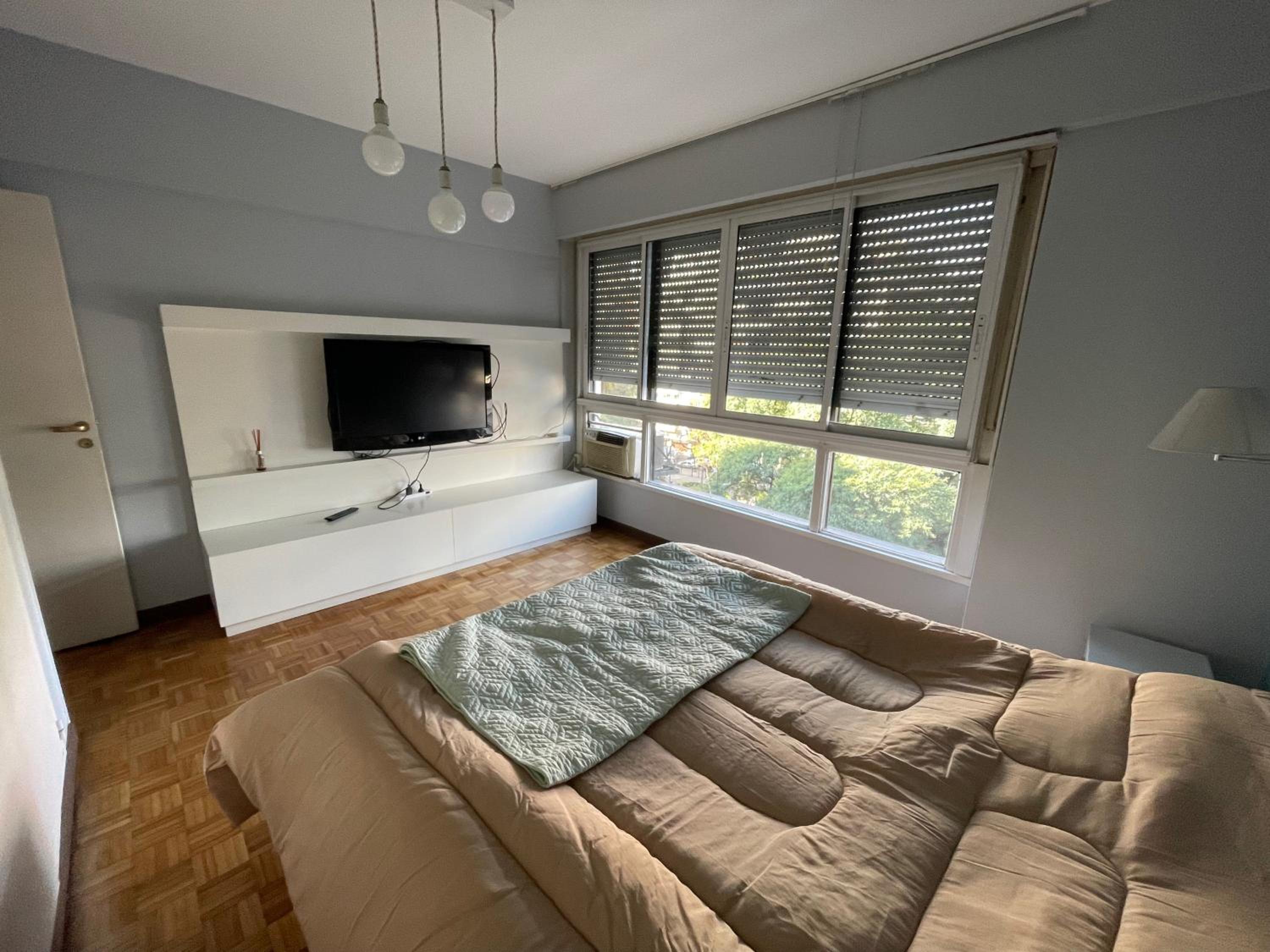 Stylish 3 BR Family Apt in Palermo
