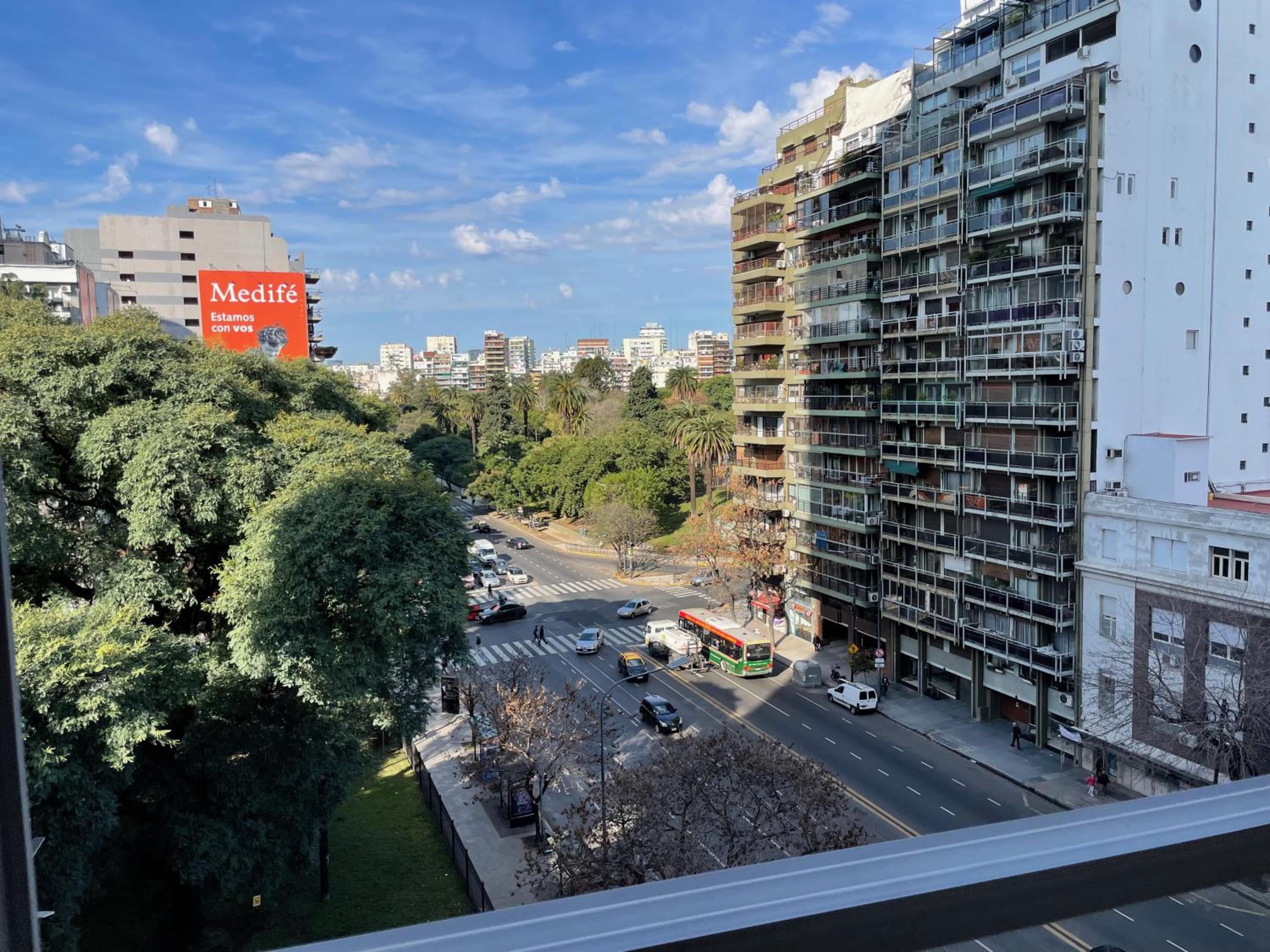 Stylish 3 BR Family Apt in Palermo