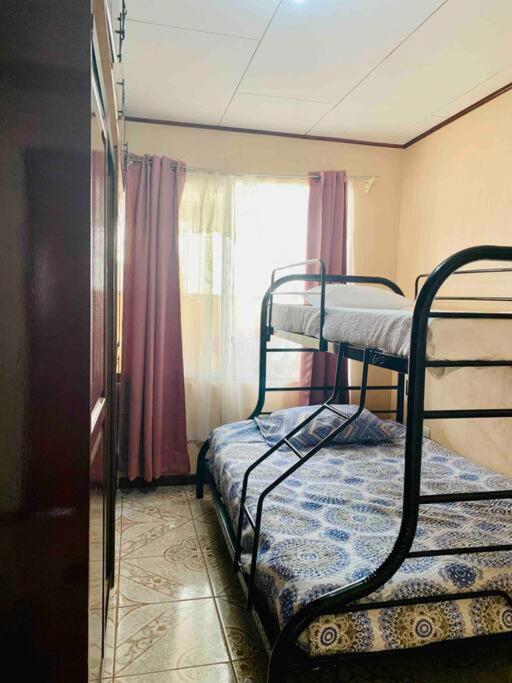 Casa Vacacional Nieves en PZ-Piscina Privada-WIFI
