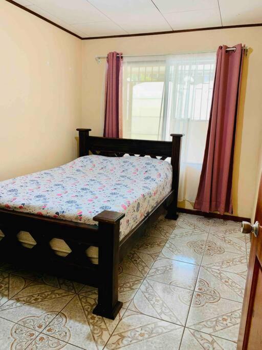 Casa Vacacional Nieves en PZ-Piscina Privada-WIFI