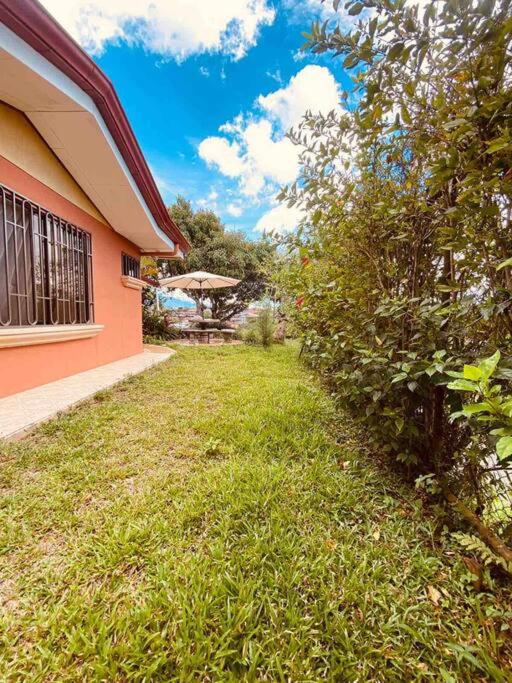 Casa Vacacional Nieves en PZ-Piscina Privada-WIFI