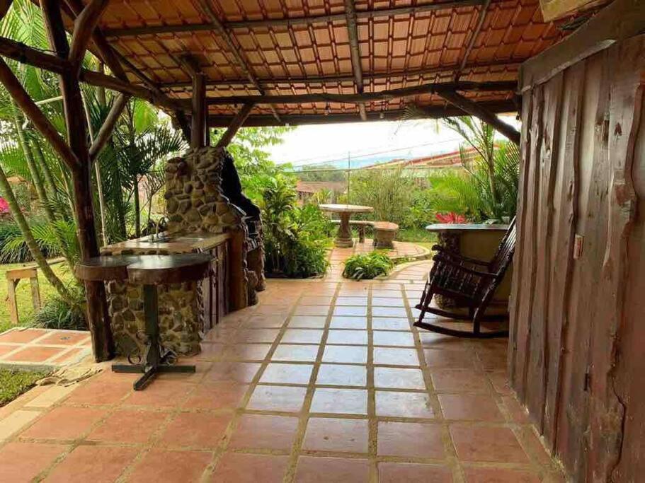 Casa Vacacional Nieves en PZ-Piscina Privada-WIFI