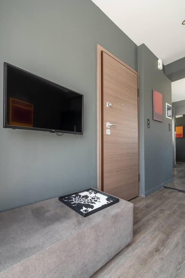 UrbanStyle apt with 360 view