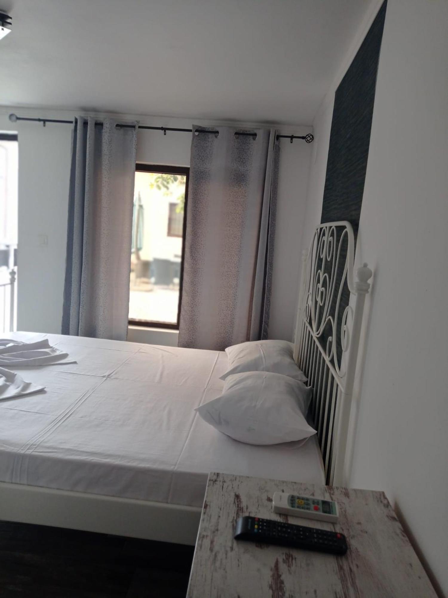 Casa Marronne view 2