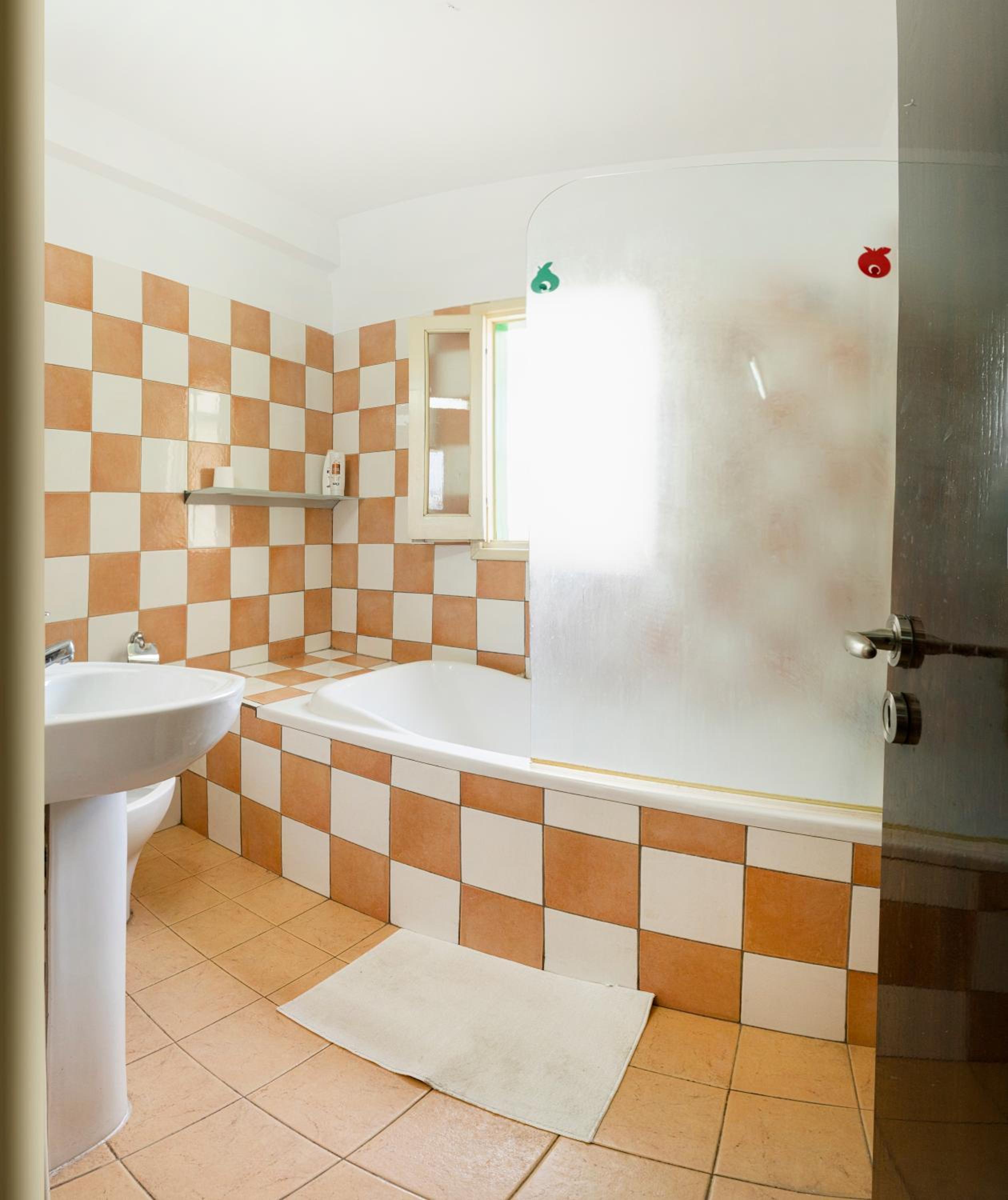 Private room in shared flat