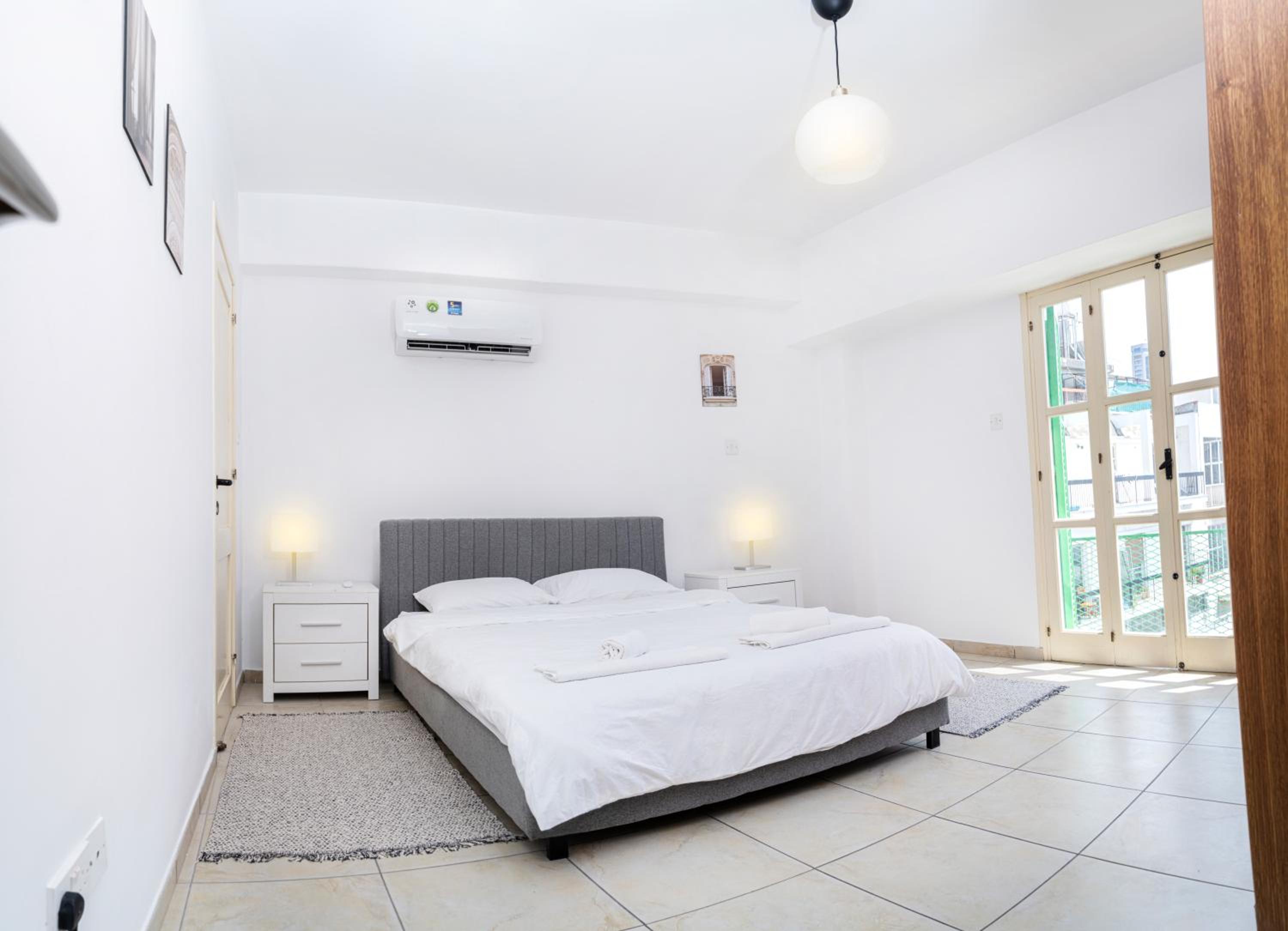 Private room in shared flat