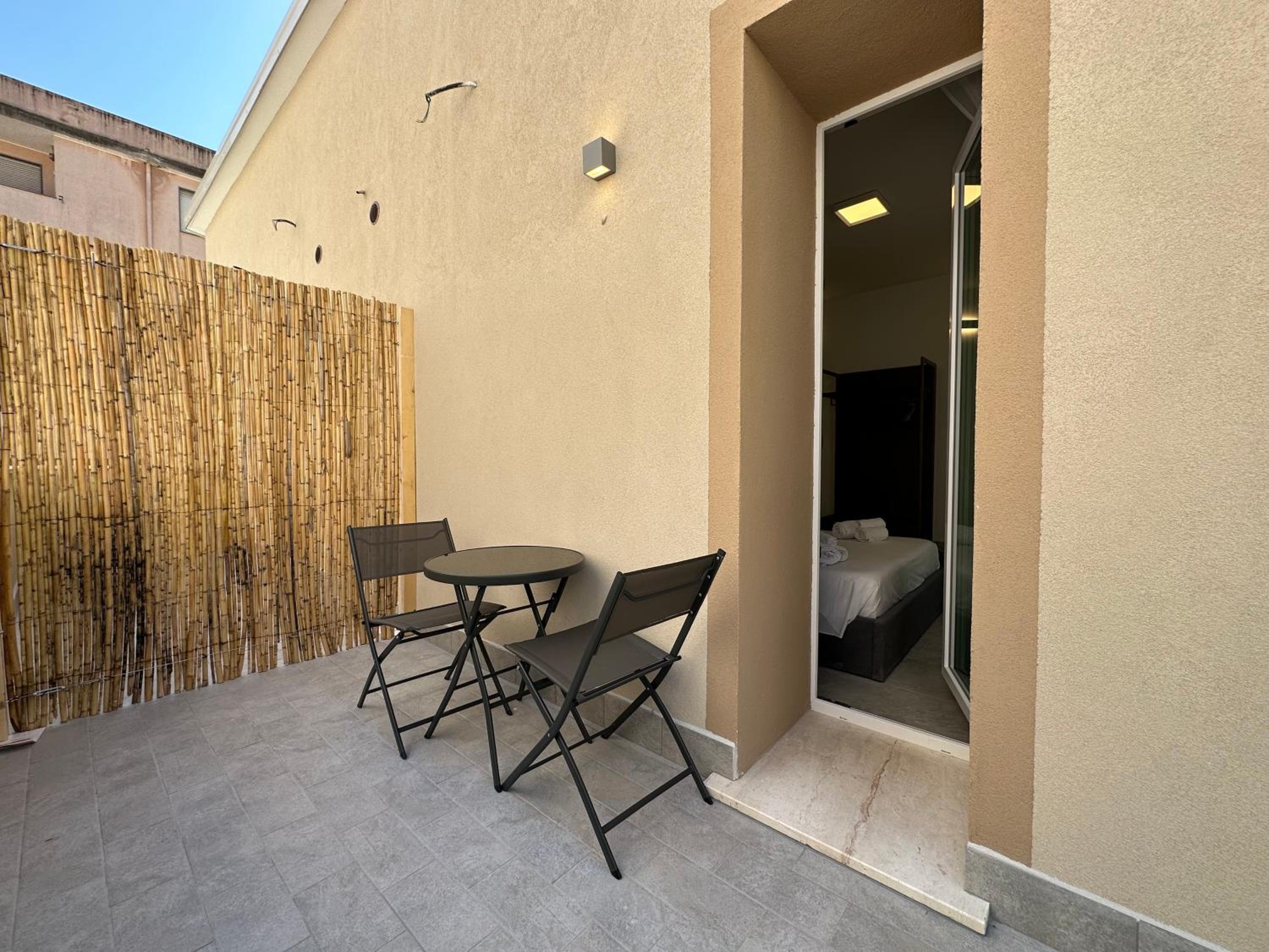 Hotel Dolmen Guest House - Image 1