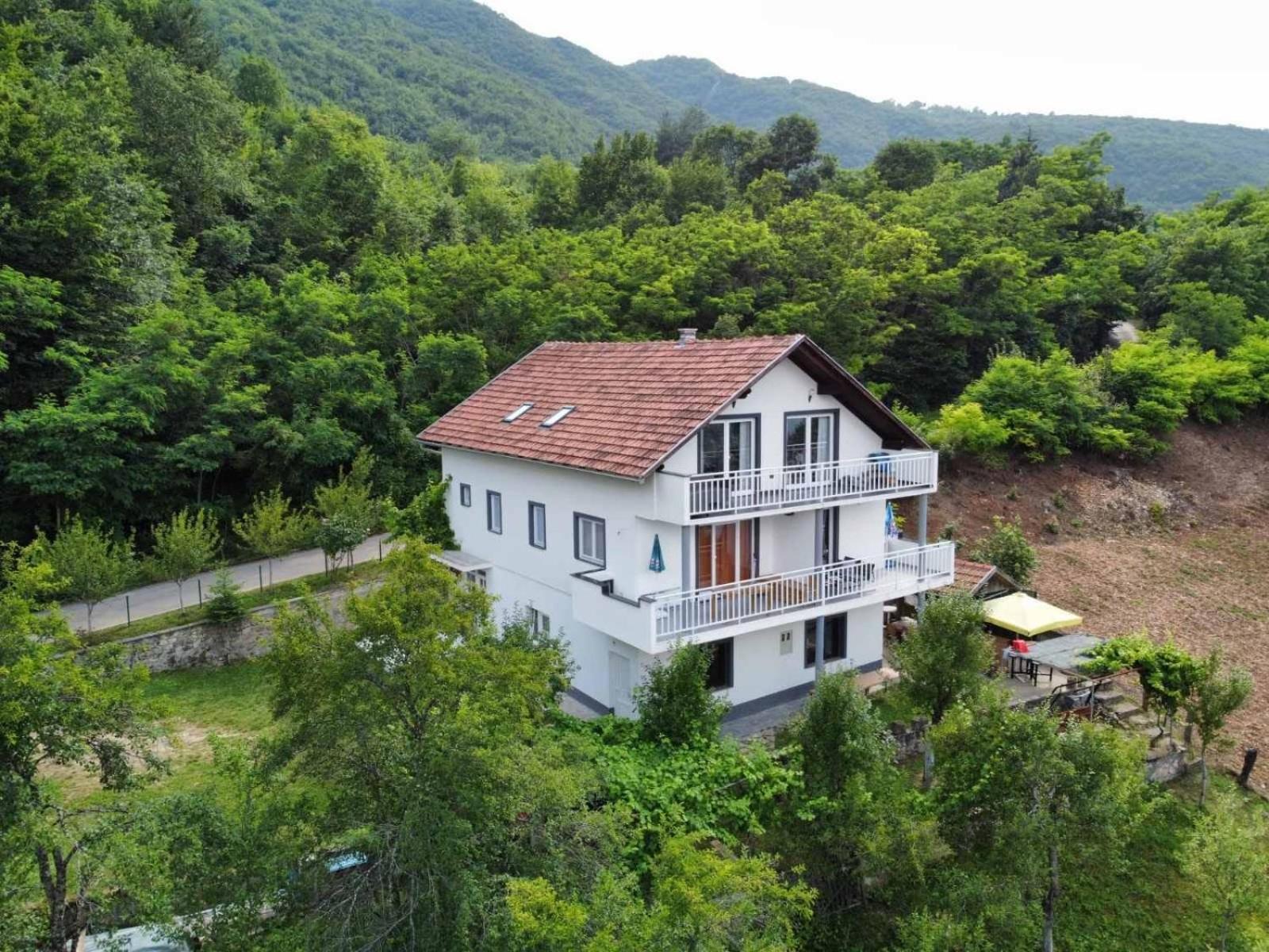 Amani view 4