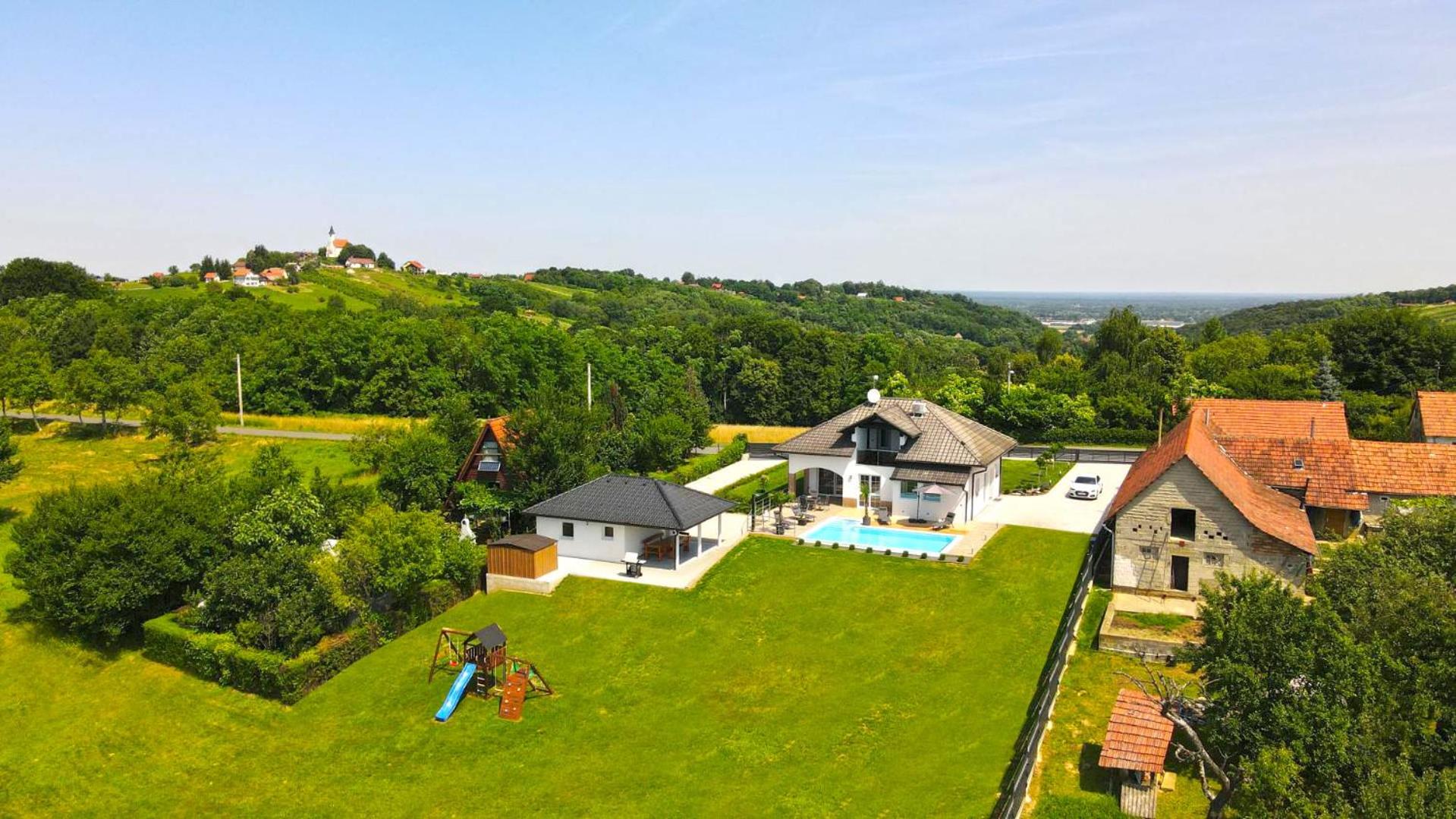 Hotel Chill Hill House - Image 1