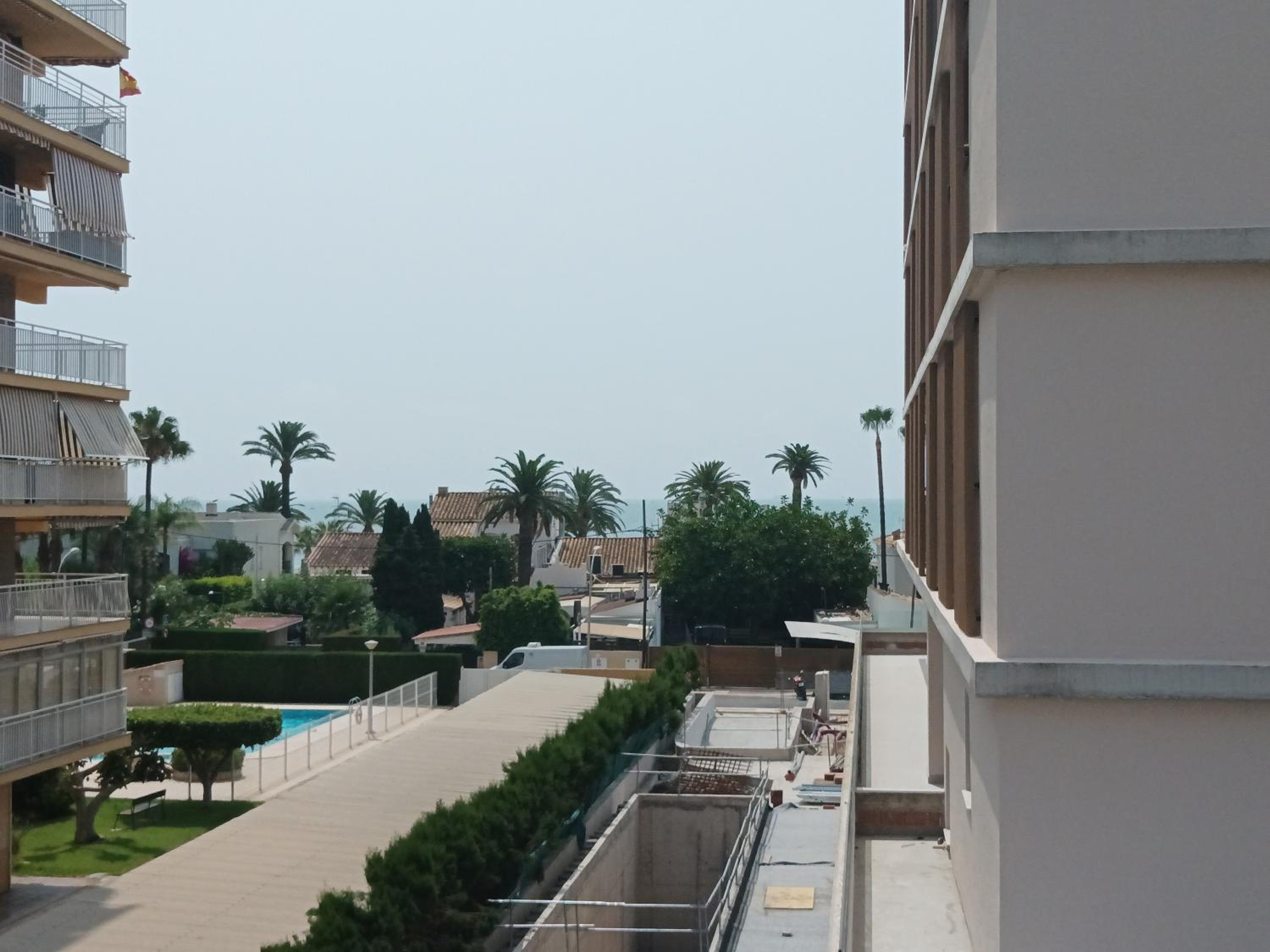 Residencial El Trenet 2 B view 2