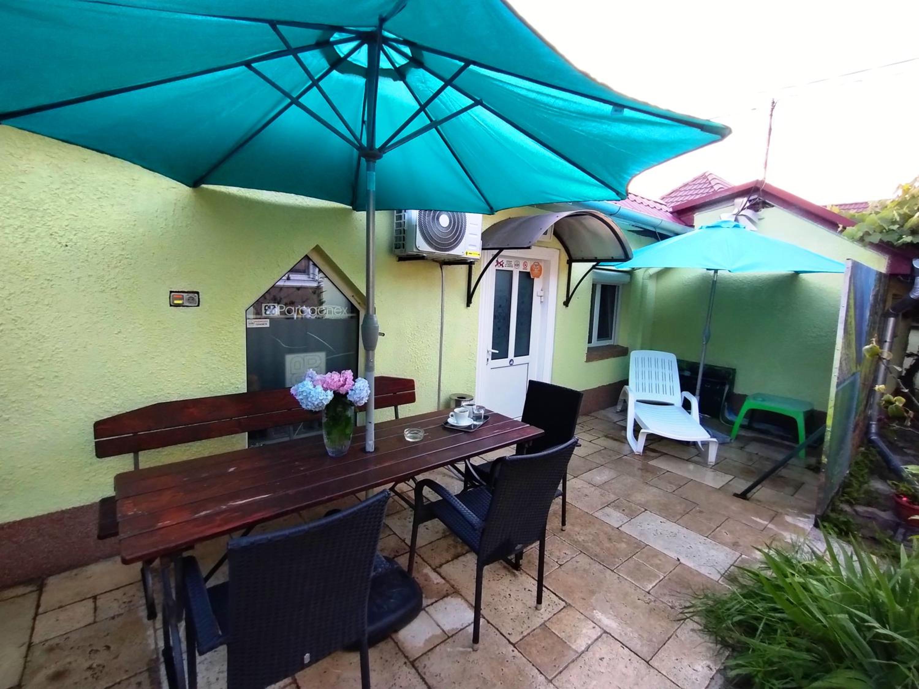 Hostel Pascalis Alesd view 3