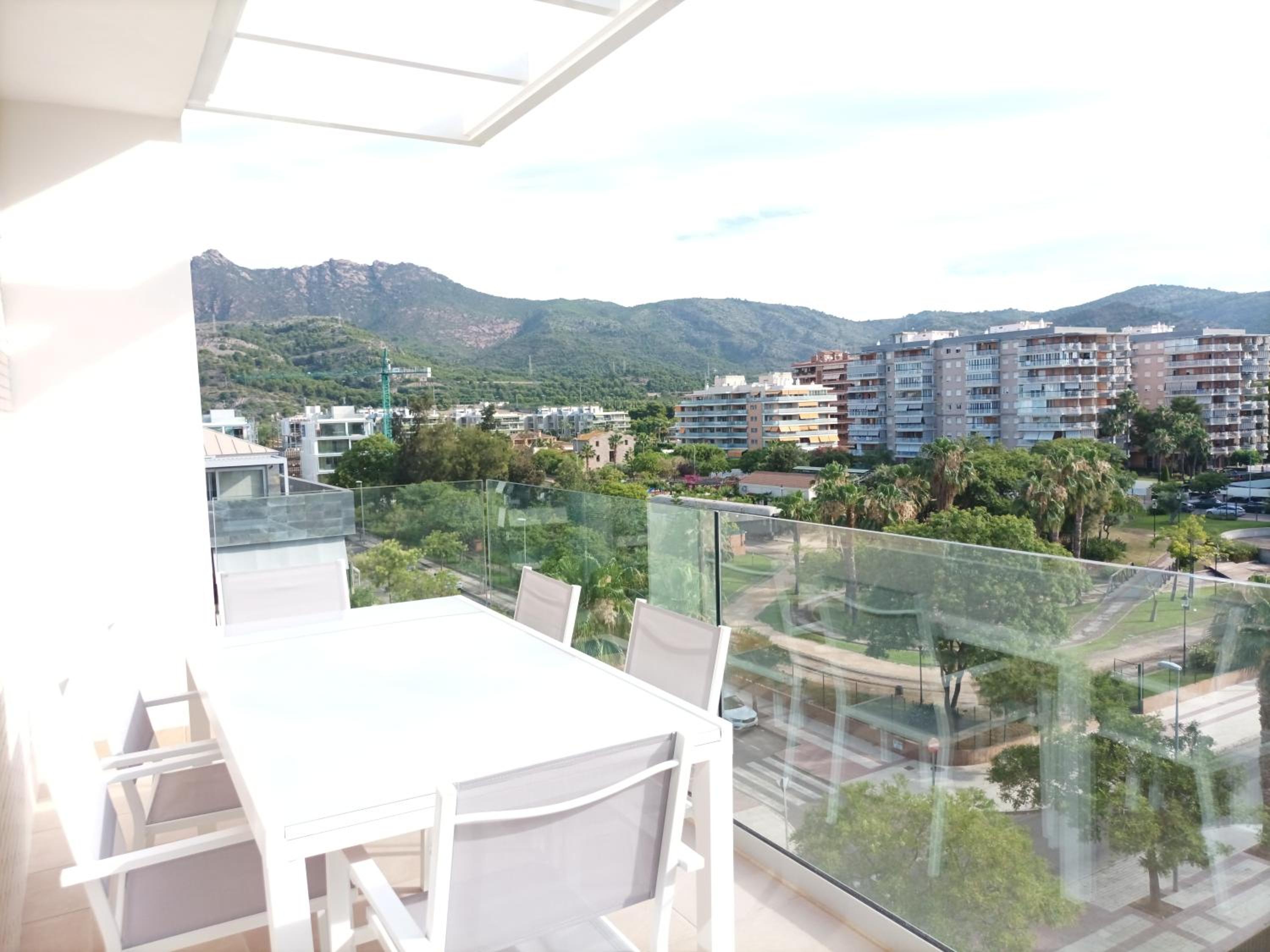 Residencial El Trenet Ático-Duplex