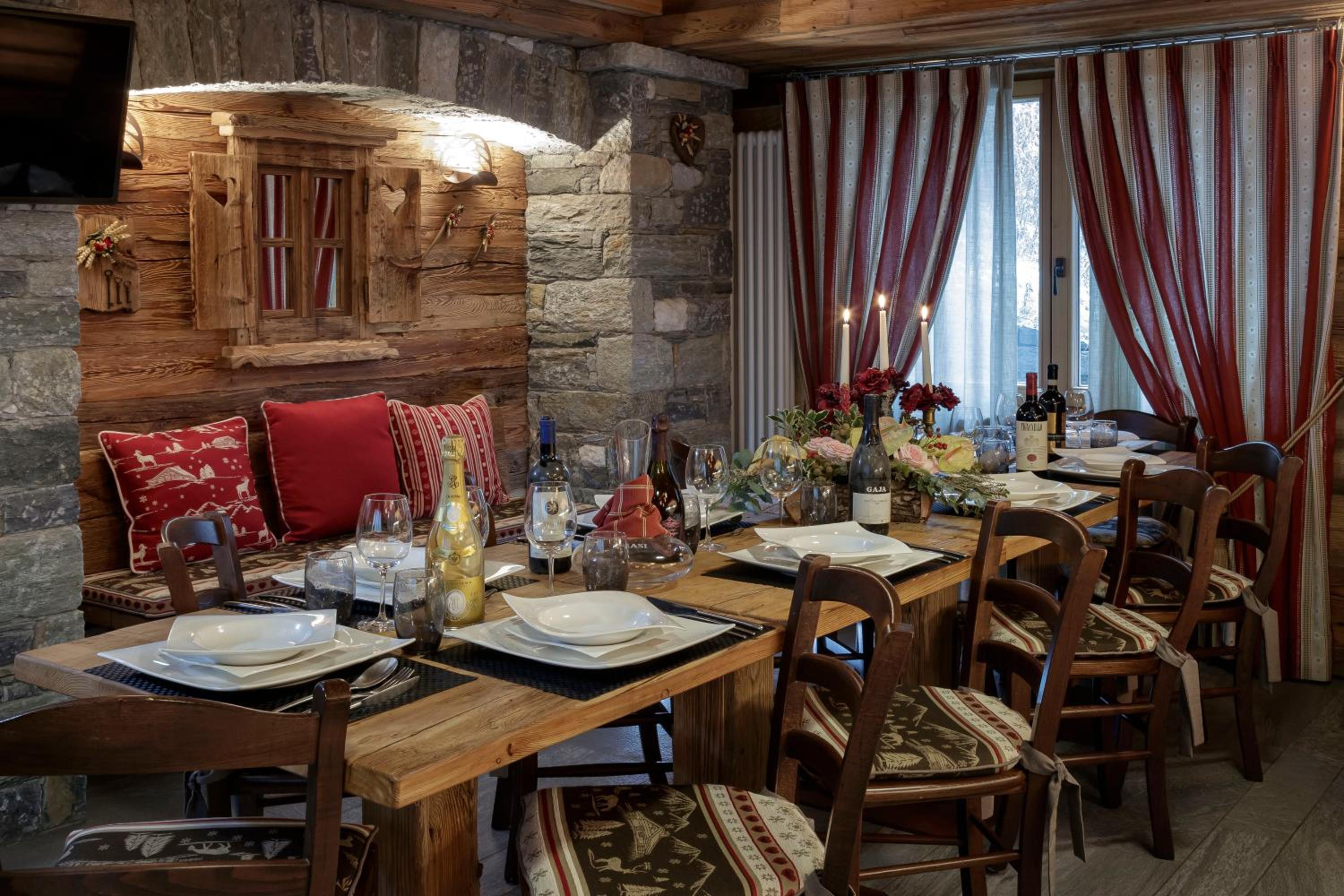 dining