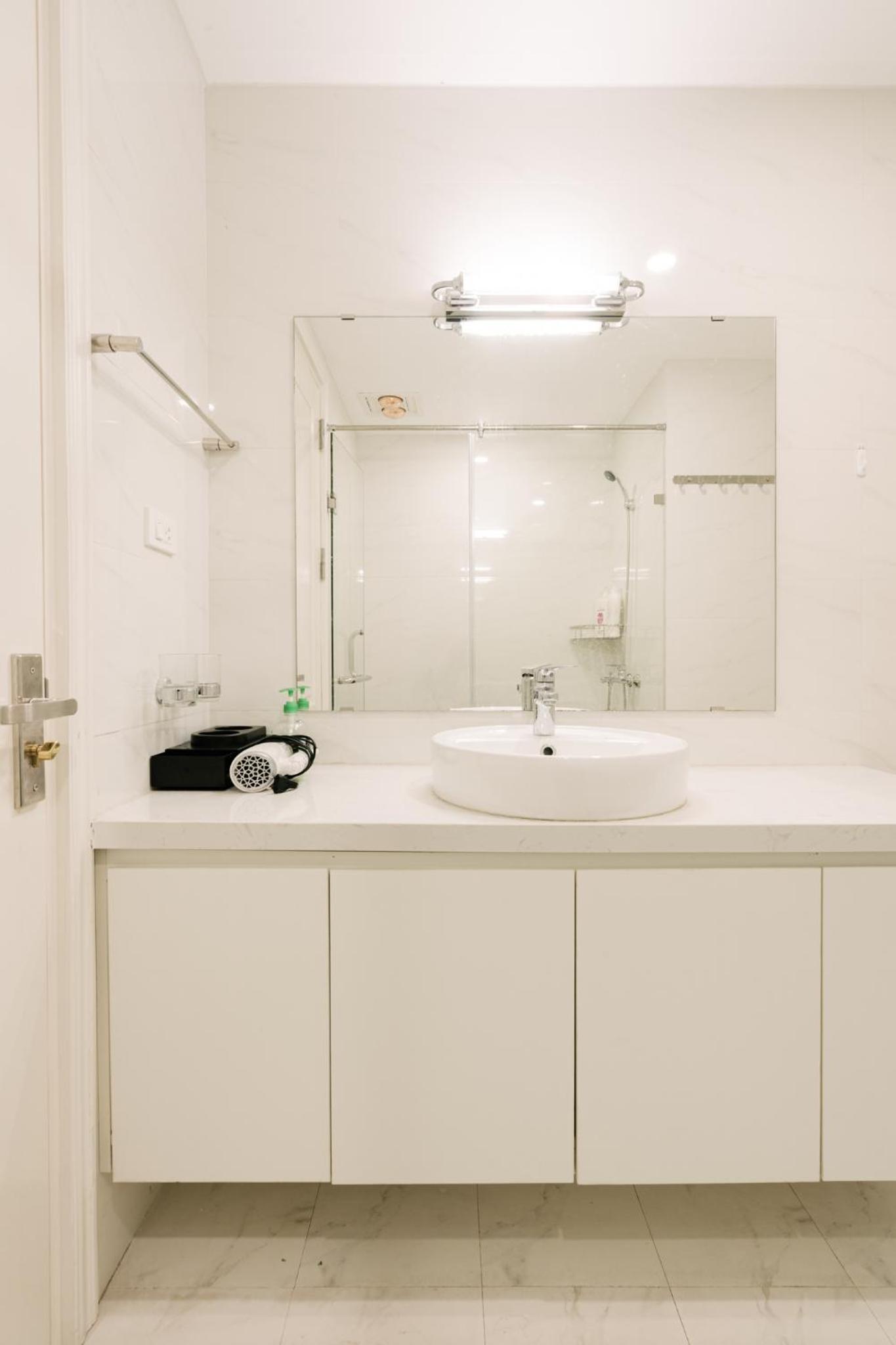 Hi-Home Suites - the West Lake Xuan Dieu
