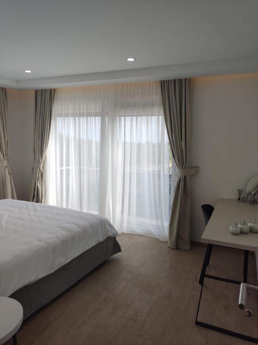 Luxury Residence Levante view 4