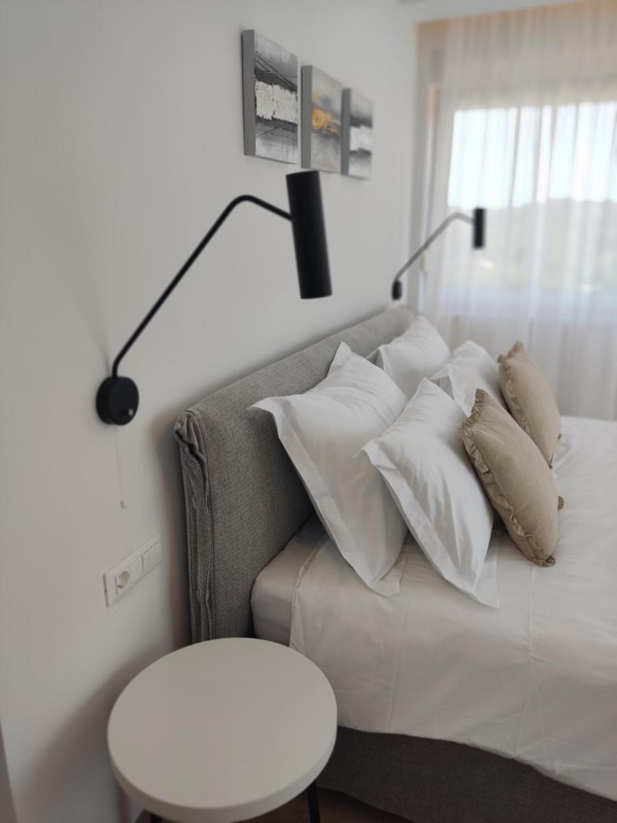 Luxury Residence Levante view 3