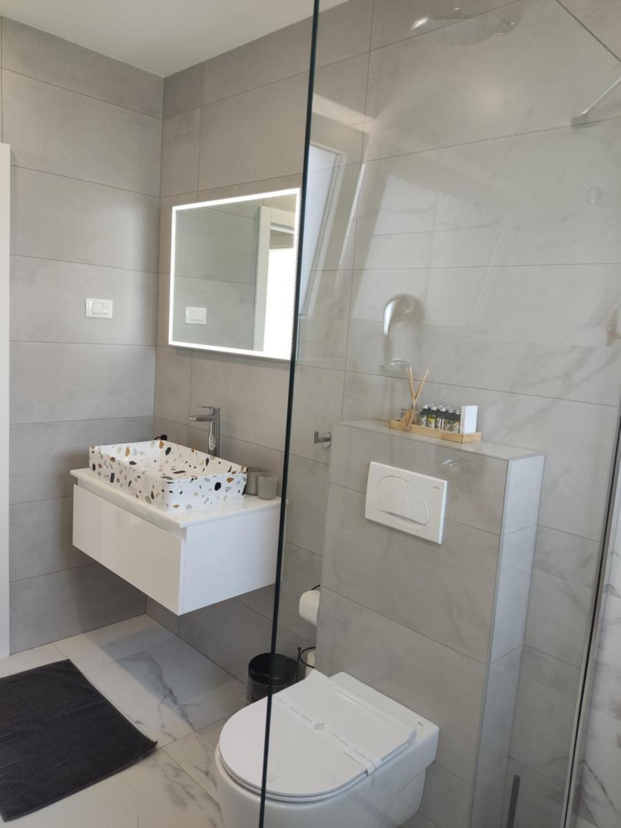 Luxury Residence Levante view 2