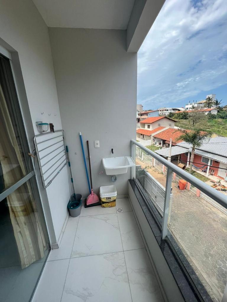 Seu refúgio paradisíaco a apenas 330 metros do mar TUB
