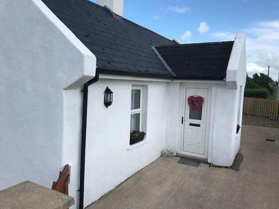 Cosy Nook Cottage Kesh view 2