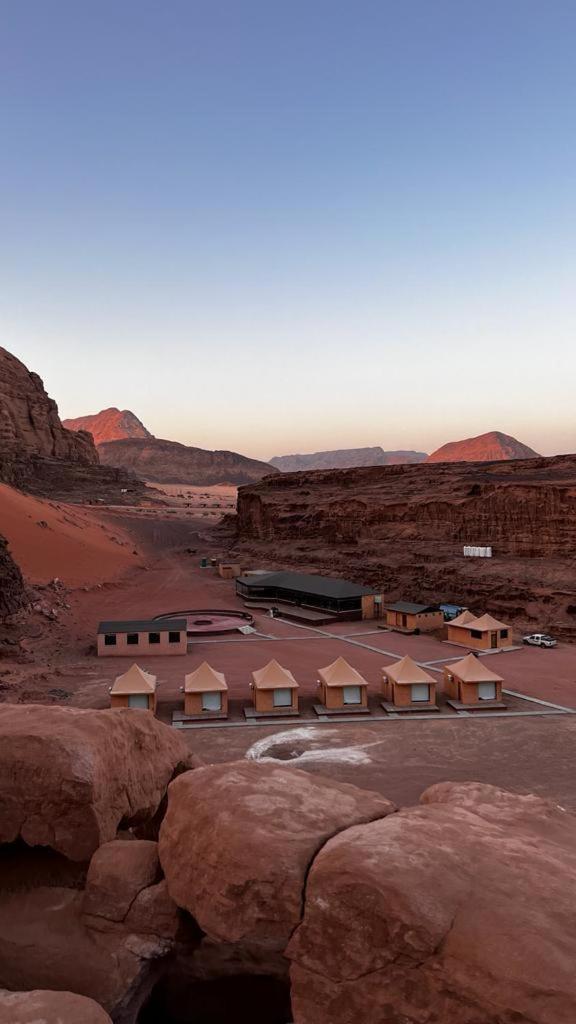 Lulua luxury camp view 5
