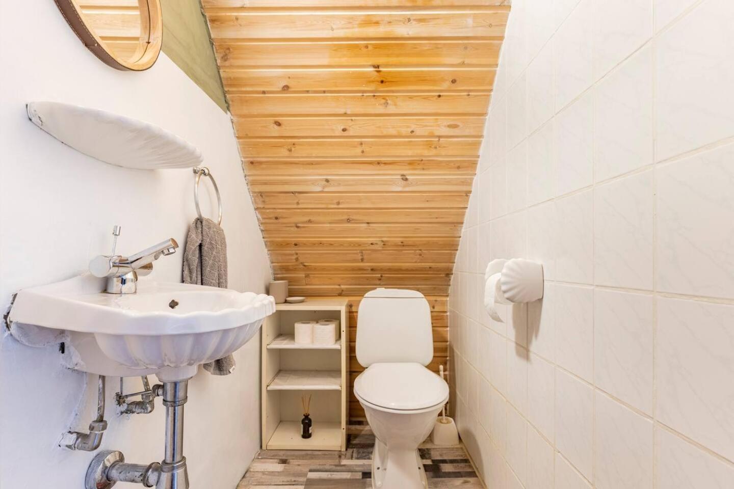 Trandafir Guesthouse