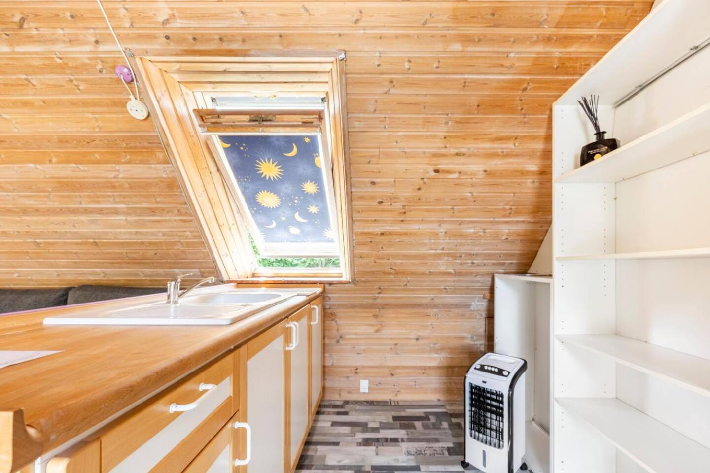 Trandafir Guesthouse