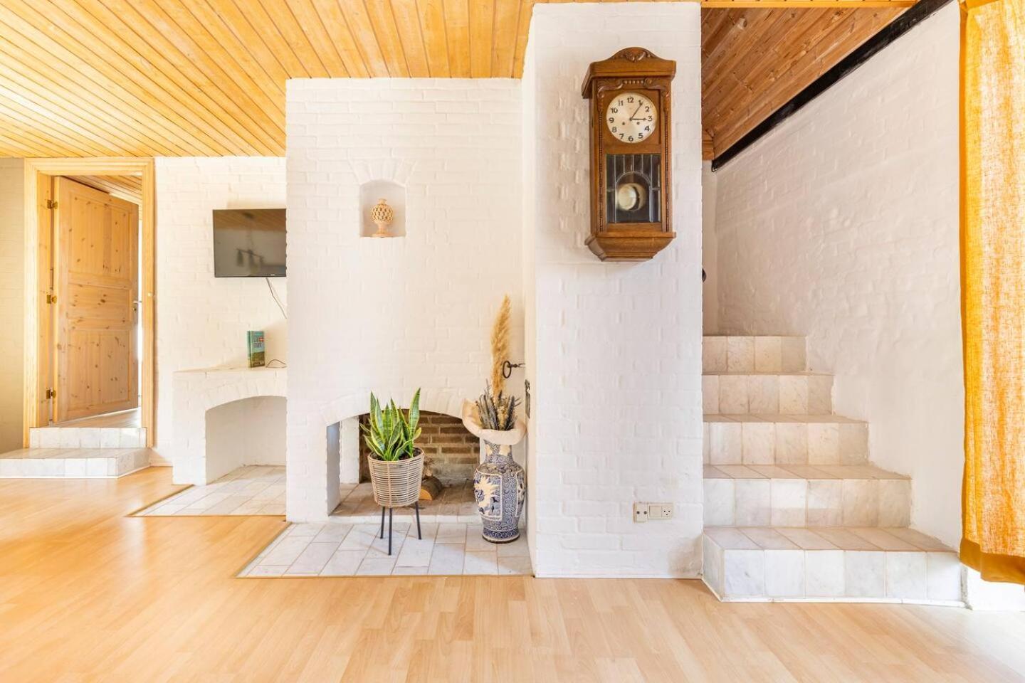 Trandafir Guesthouse
