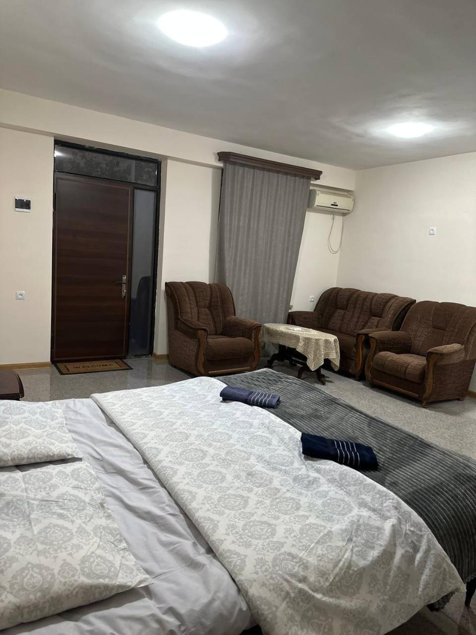 Merys food corner & Hotel