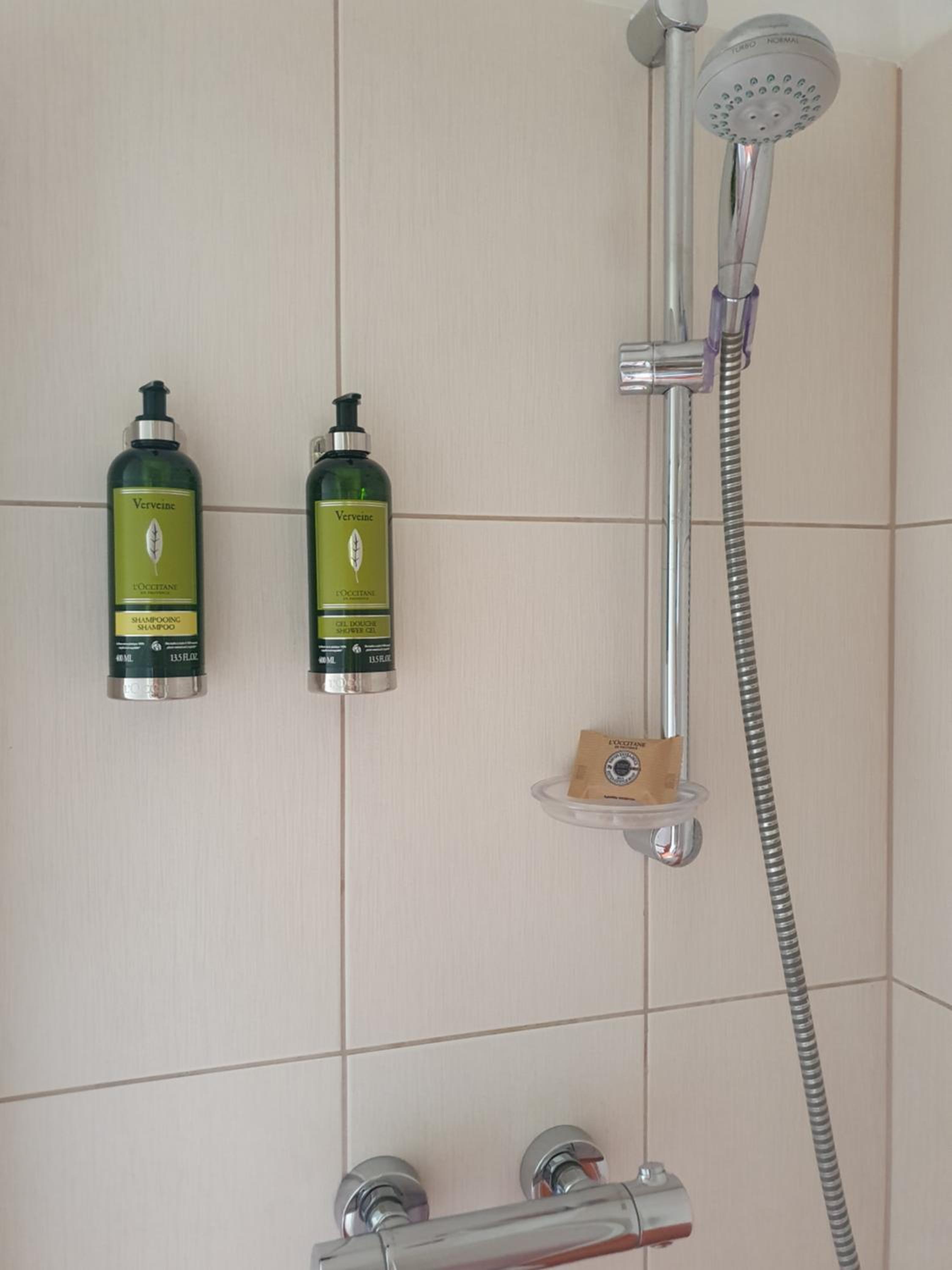 Photo 46