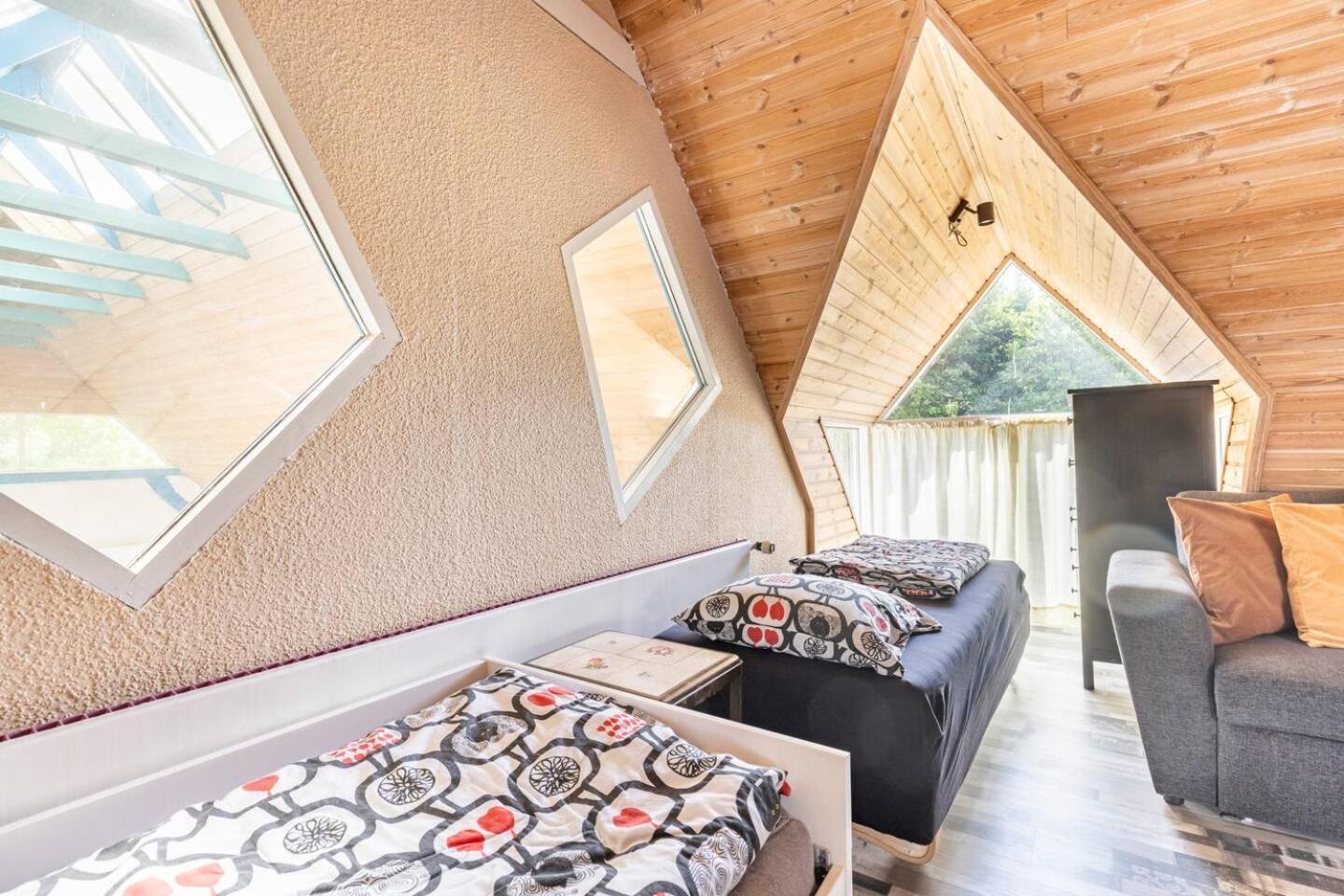 Trandafir Guesthouse