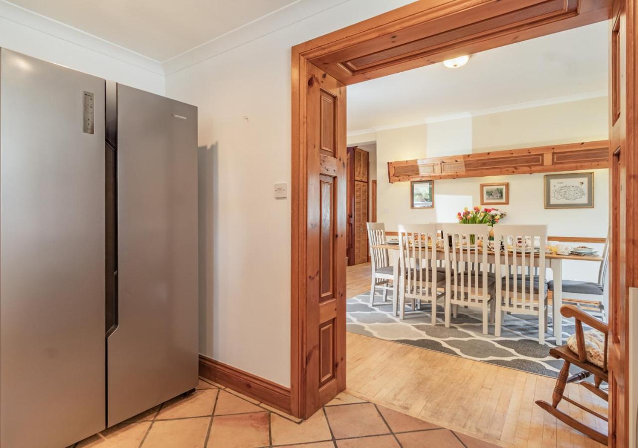 4 Bed in East Barsham oc-2180