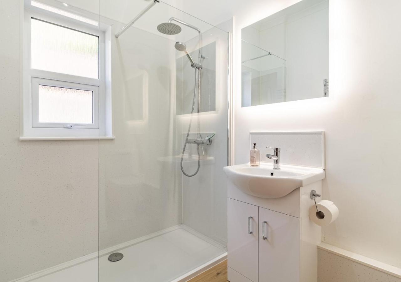 4 Bed in East Barsham oc-2180