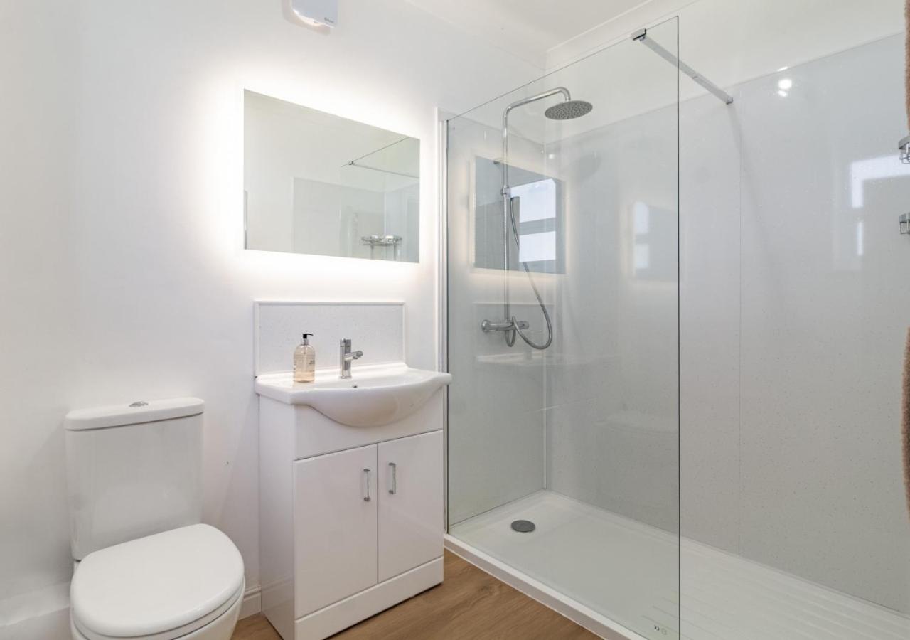 4 Bed in East Barsham oc-2180