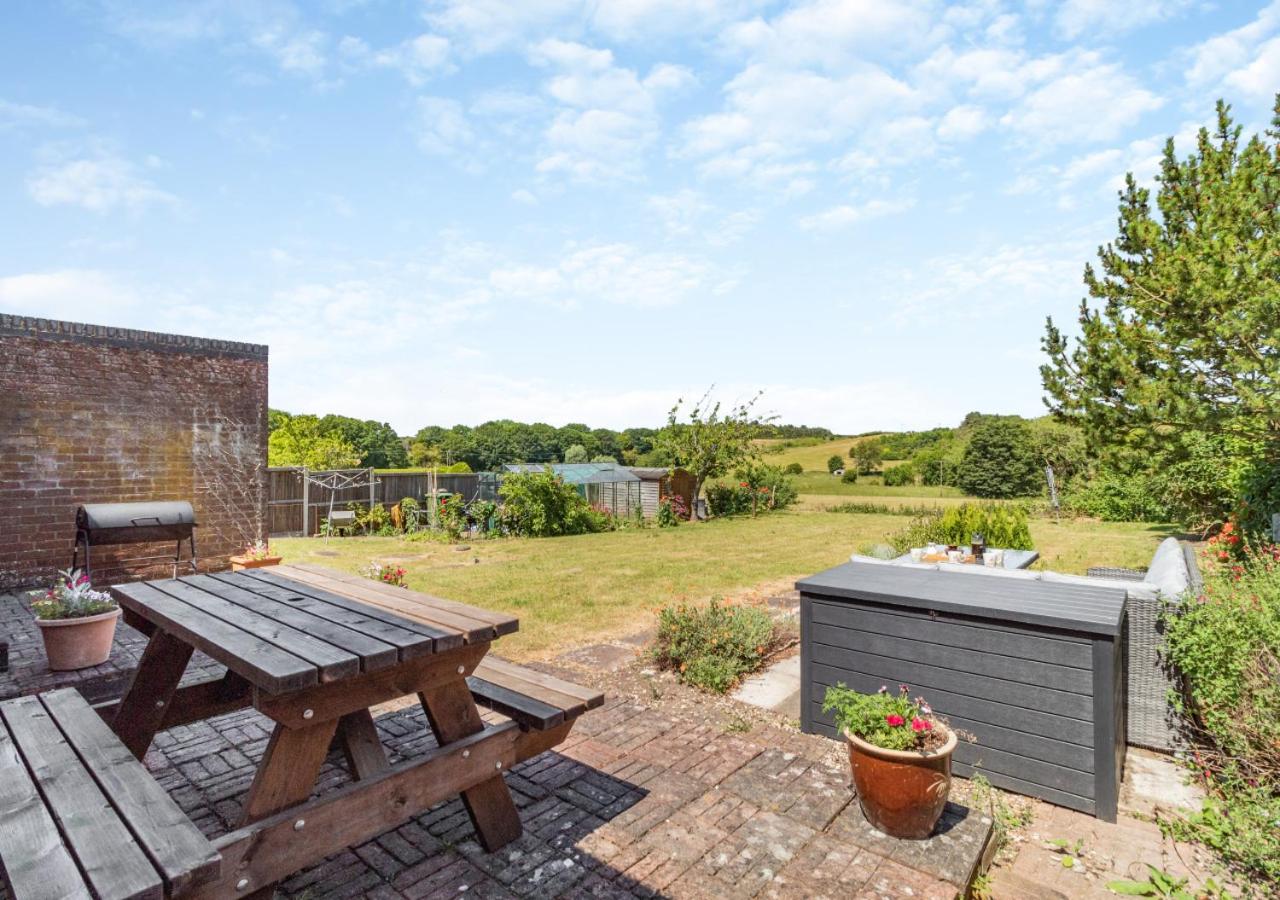 4 Bed in East Barsham oc-2180