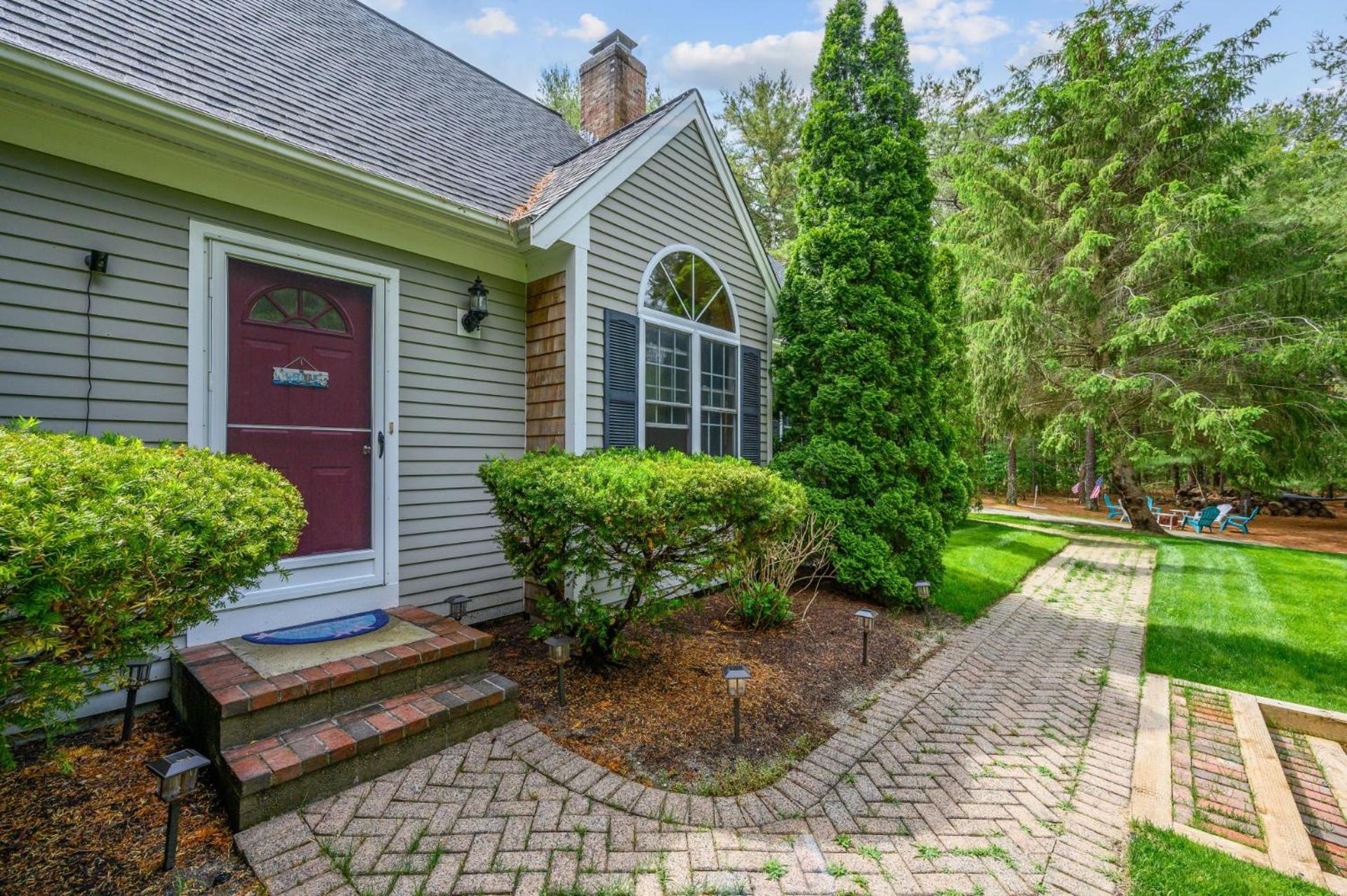 20 Victoria Lane Dennis Cape Cod - 5 O'Clock Somewhere view 4