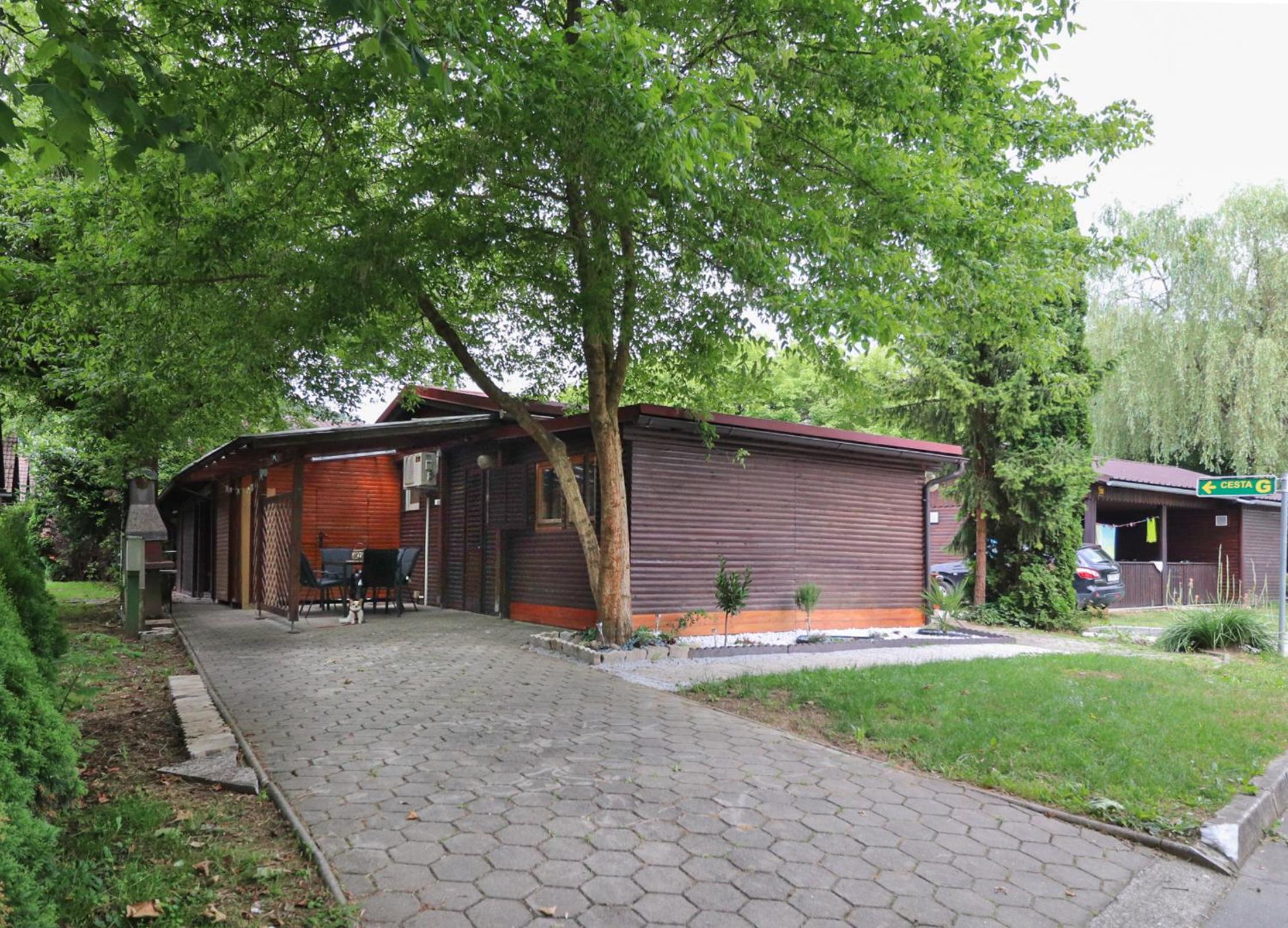 Aqualuna Olimia Vacation Home