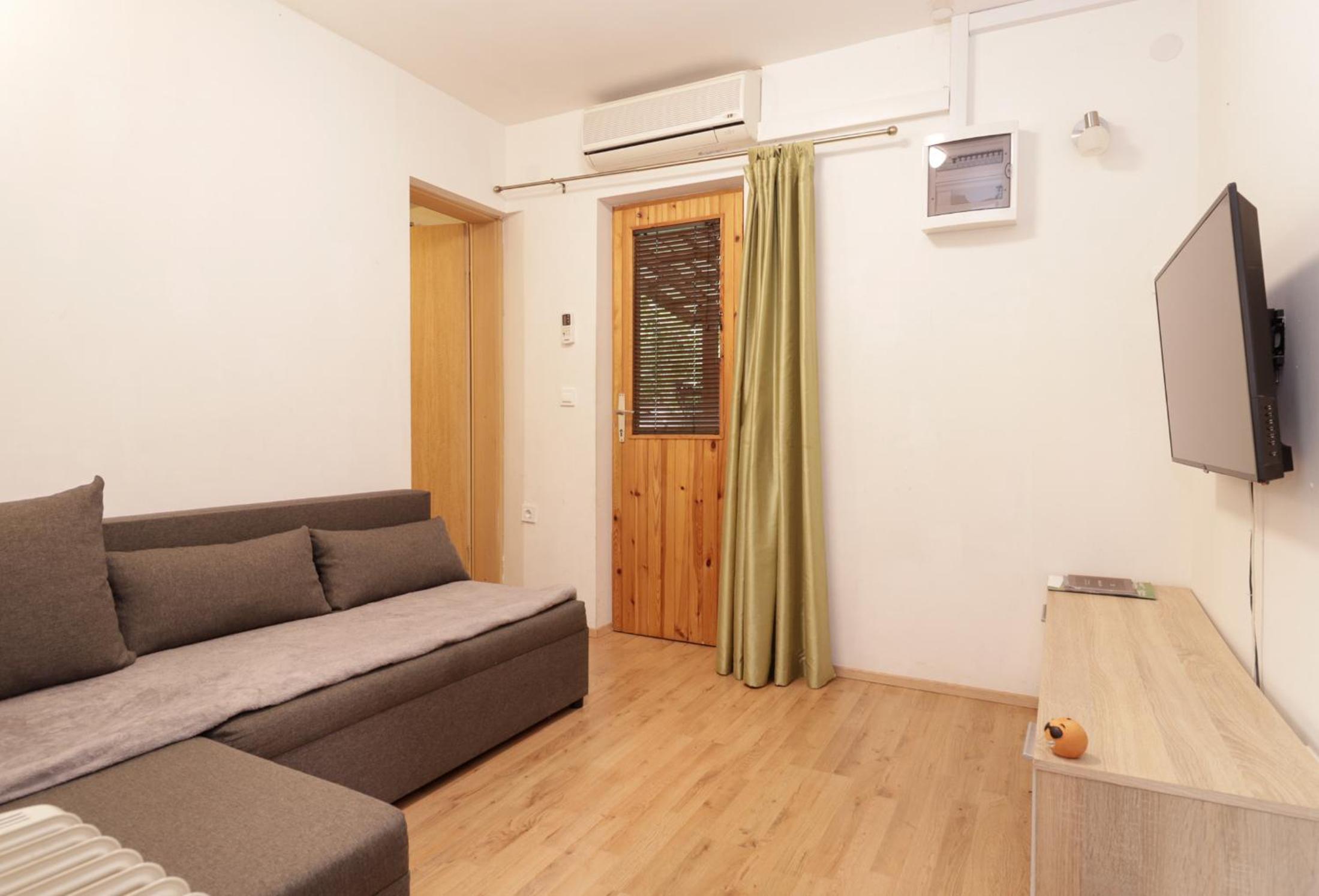 Aqualuna Olimia Vacation Home