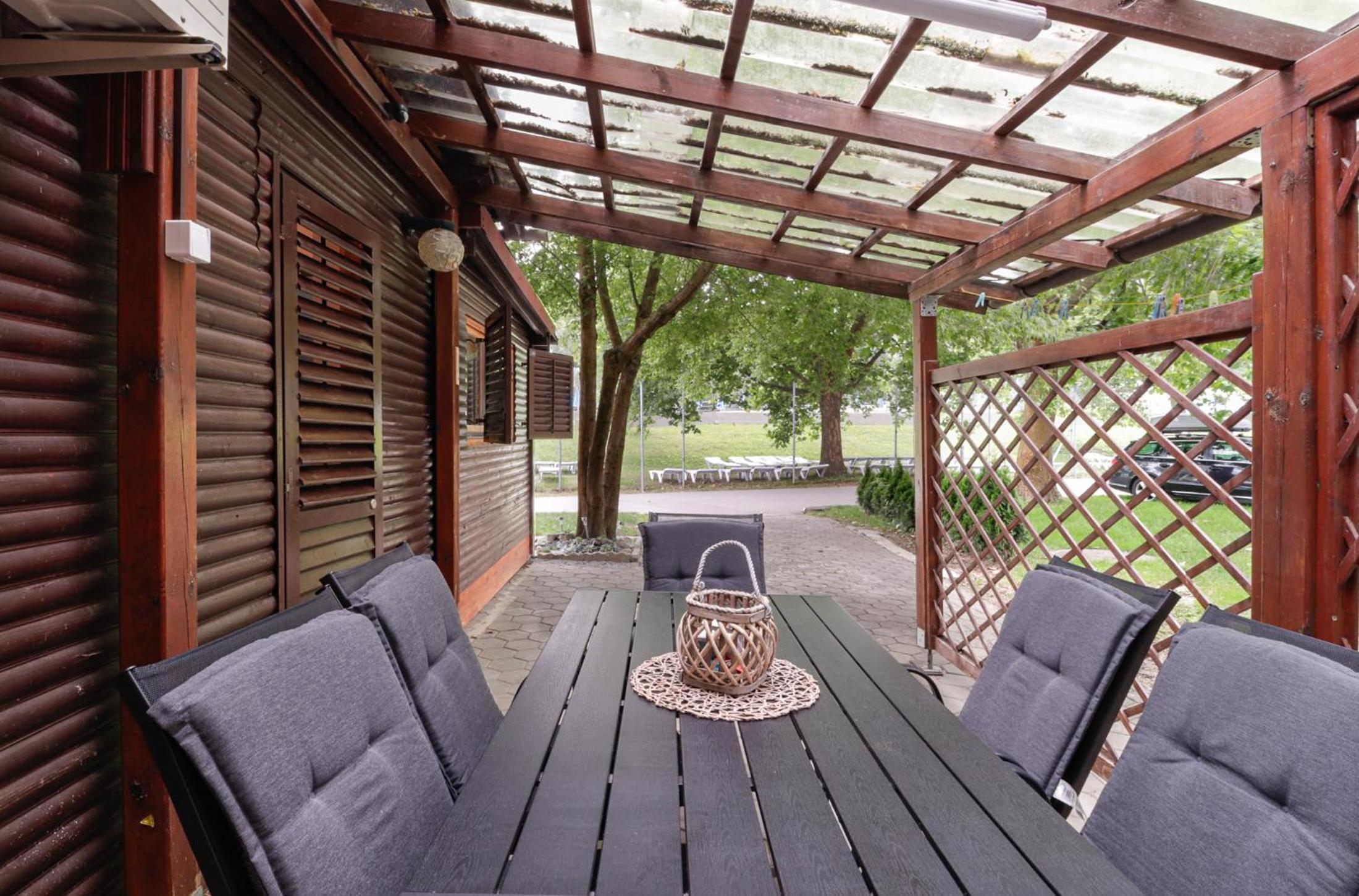Aqualuna Olimia Vacation Home