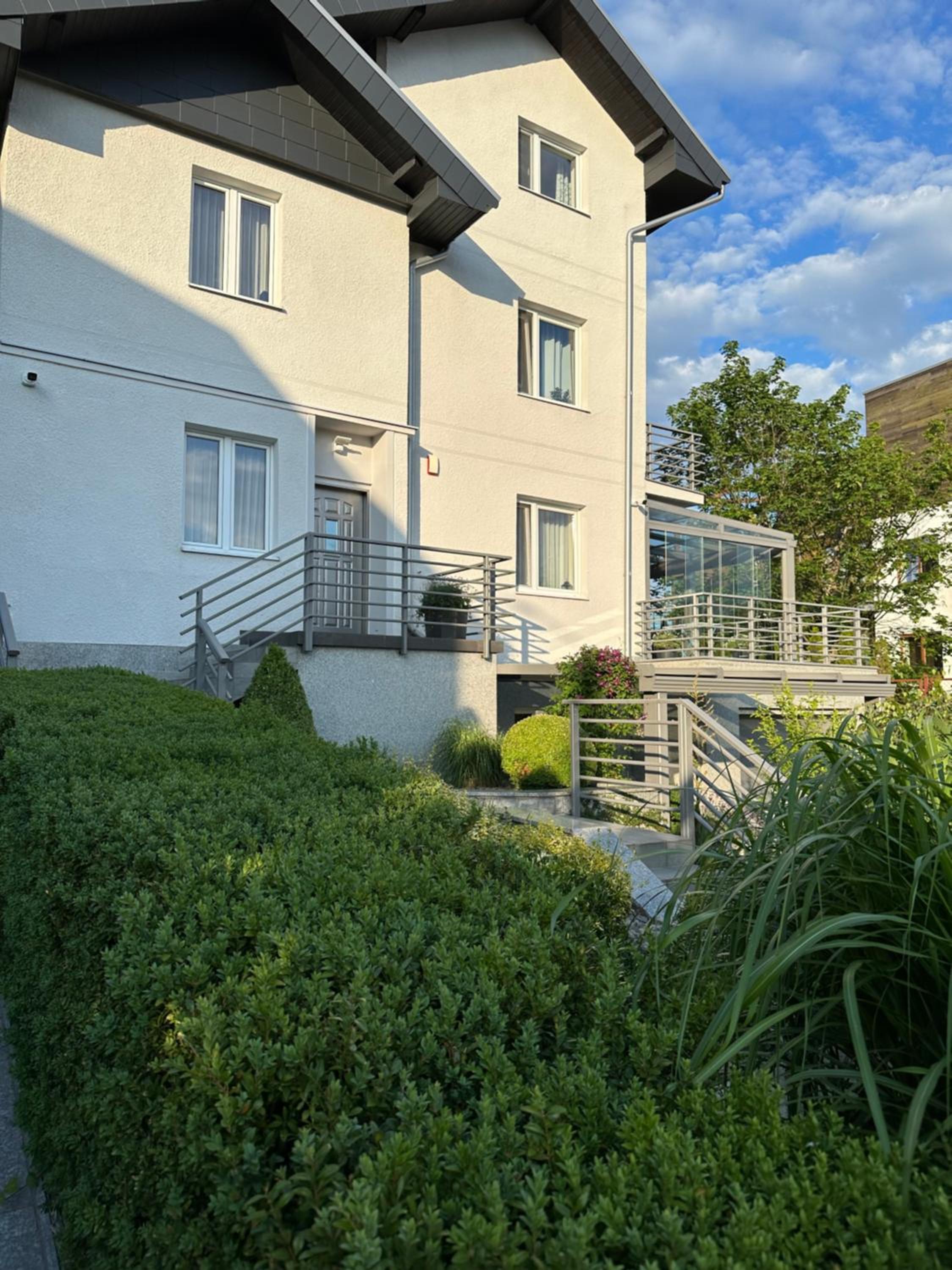 Photo 32