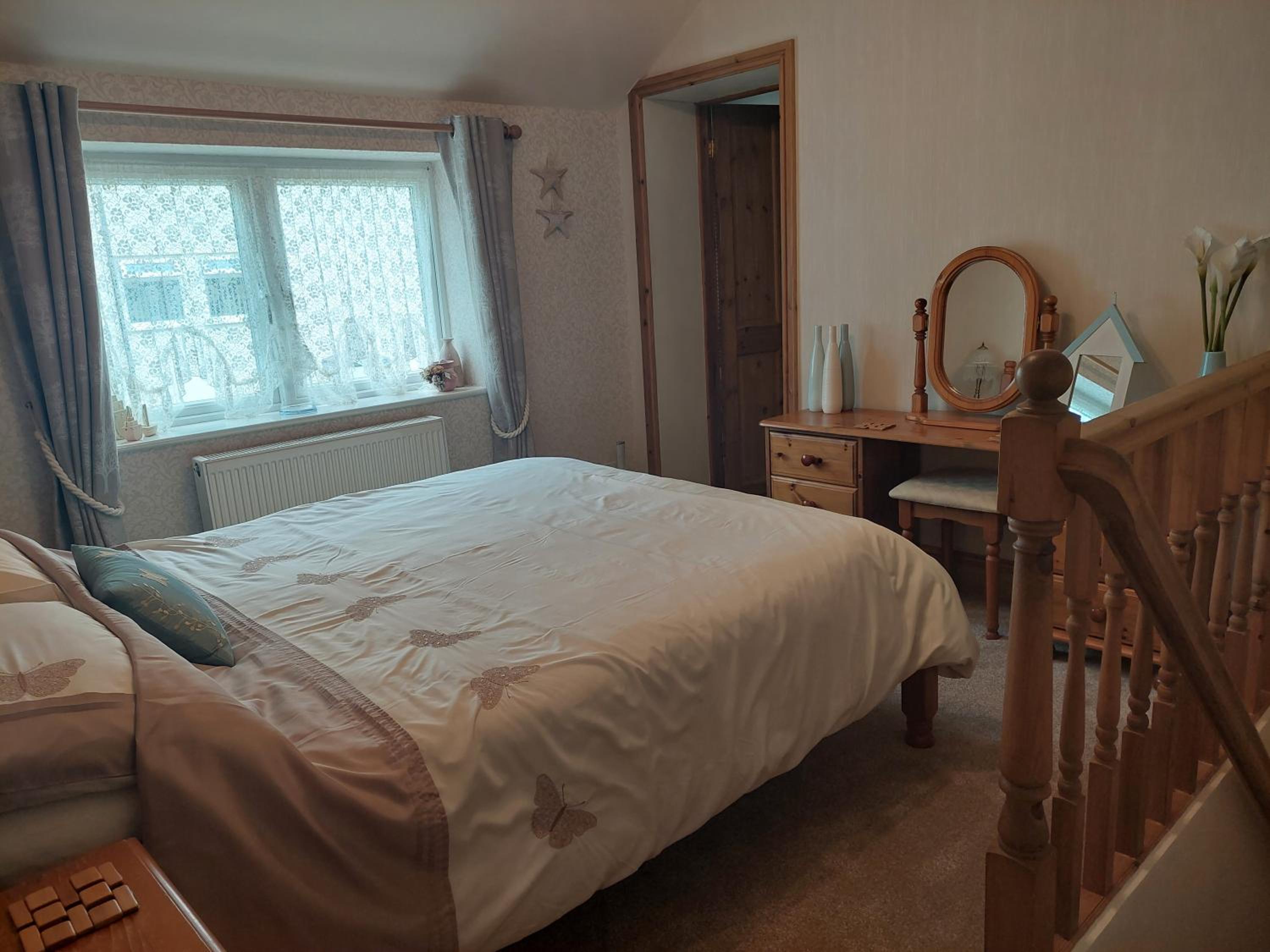 The Coach House Holiday Cottage, Southport view 4